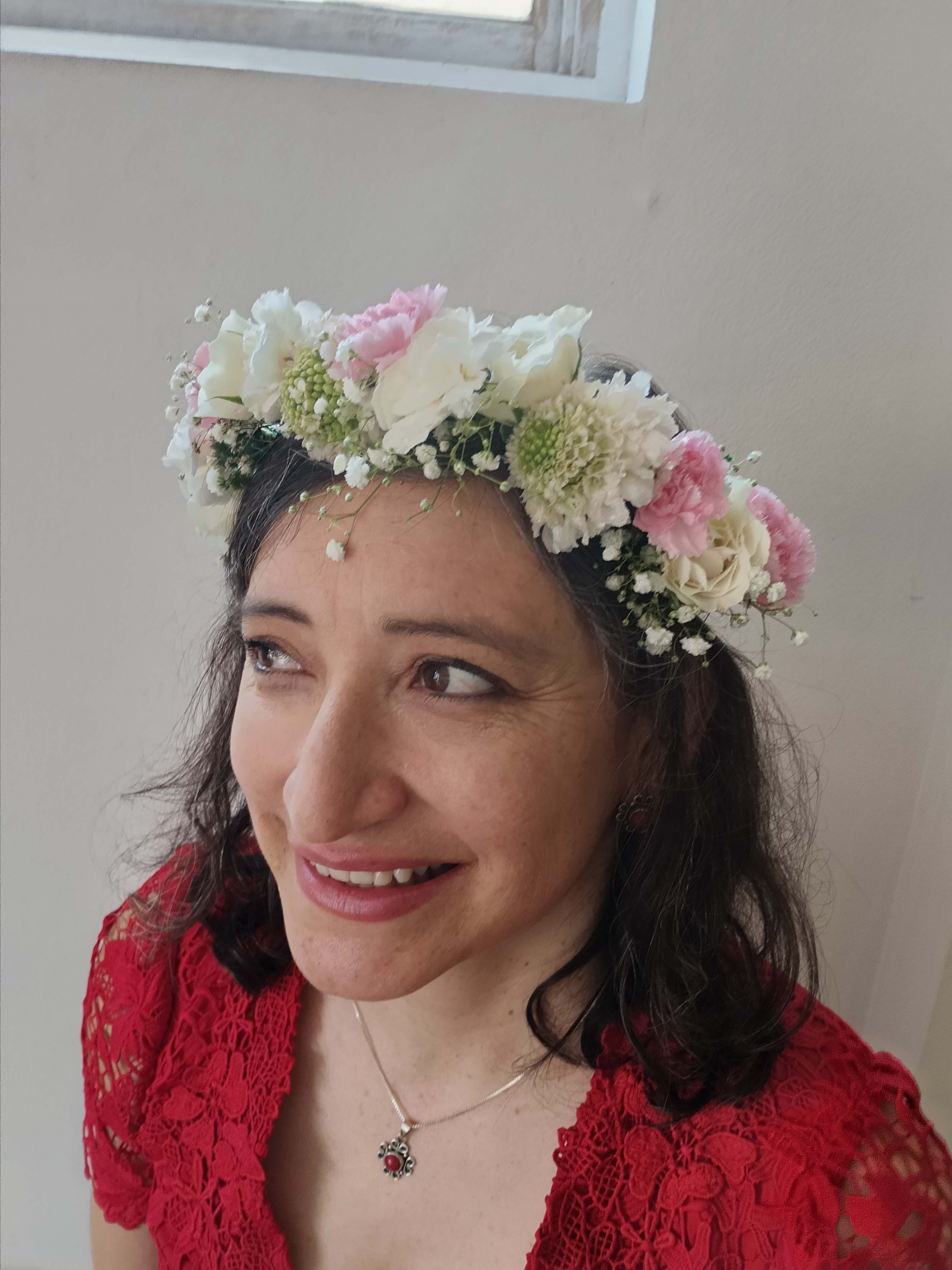 Floral tiara - Beautiful pastel floral tiara for the flower girl or for the bride 