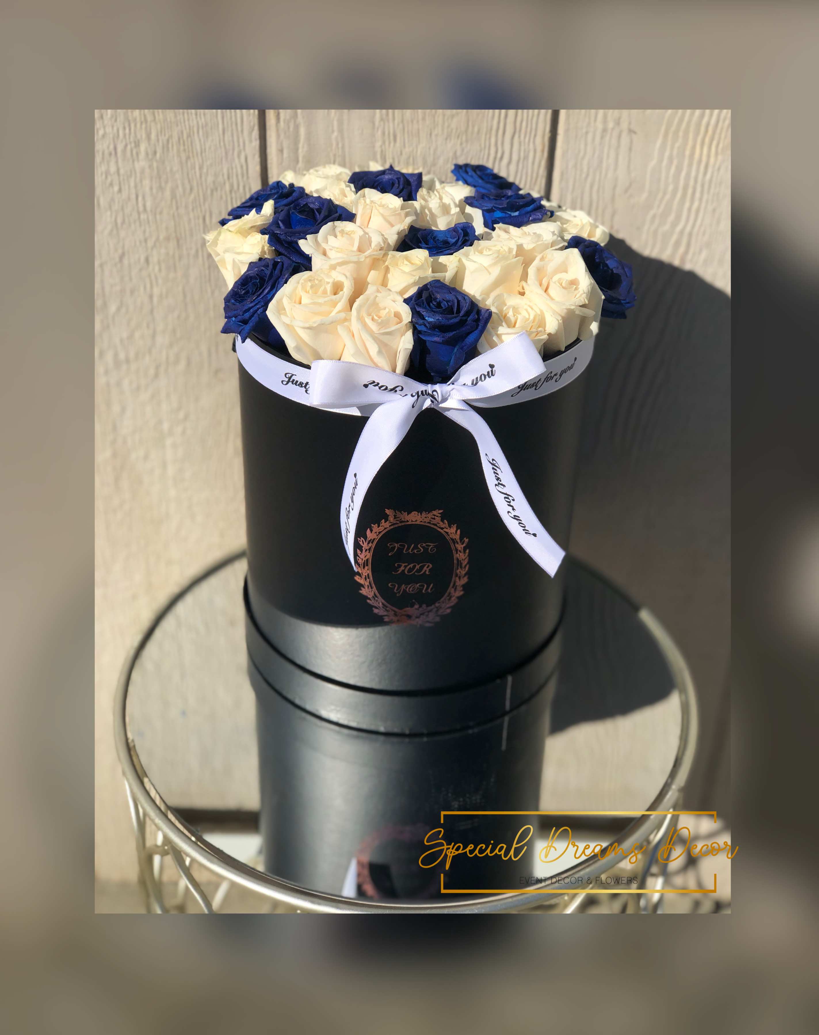 Just for him  - Black cylinder with roses