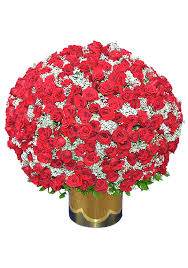 &quot;The 500&quot; Red Long stem Roses - WOW! That's all you have to say. This is a 500 long stem red rose exquisite centerpiece.  