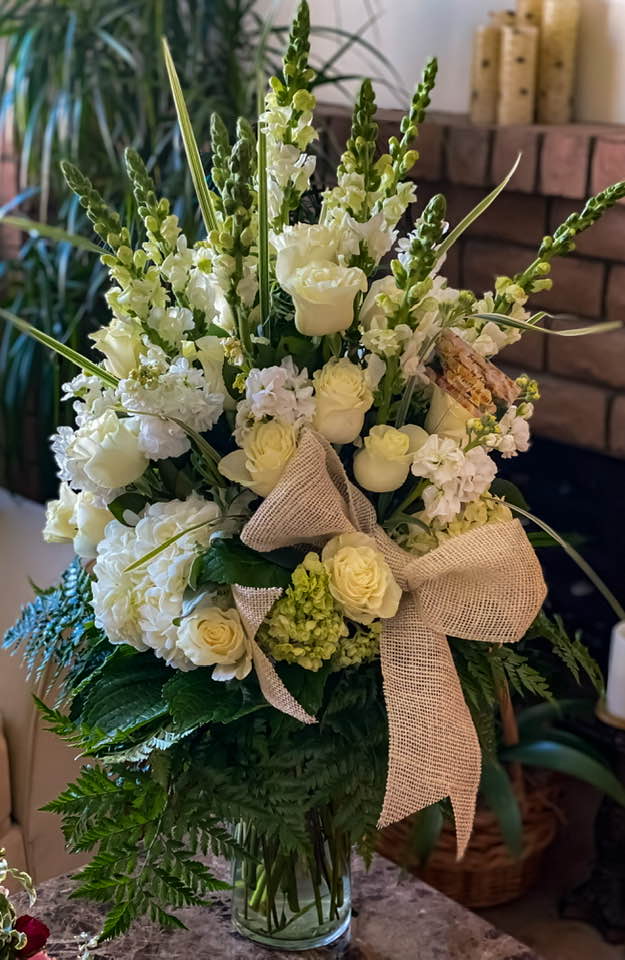 Floral fantasy Floral fantasy - Bring Smile on people face with beautiful Arrangement