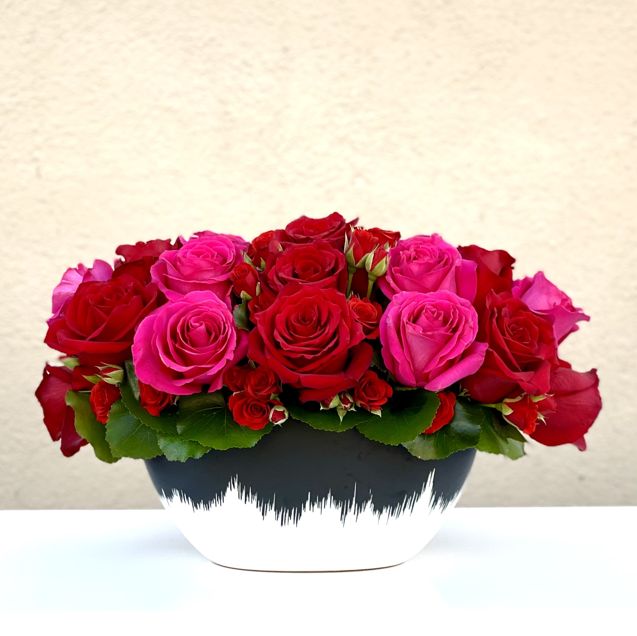 Flowers by the window Flowers by the window - Shorter version of the Red and Pink Rose Parade. Perfect for centerpiece over 50 blooms of various roses