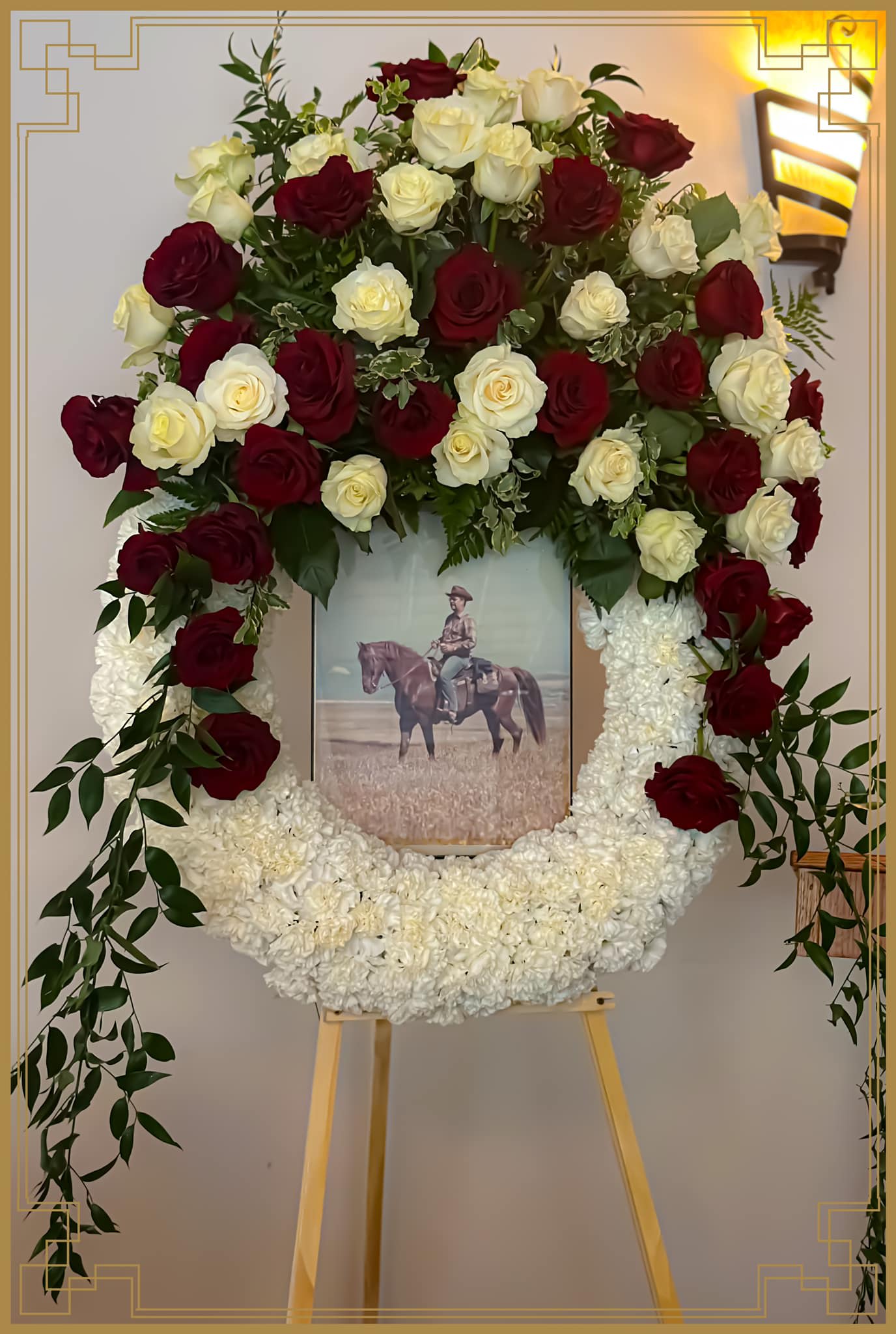 Sympathy Wreath with Picture Sympathy Wreath with Picture - Customized