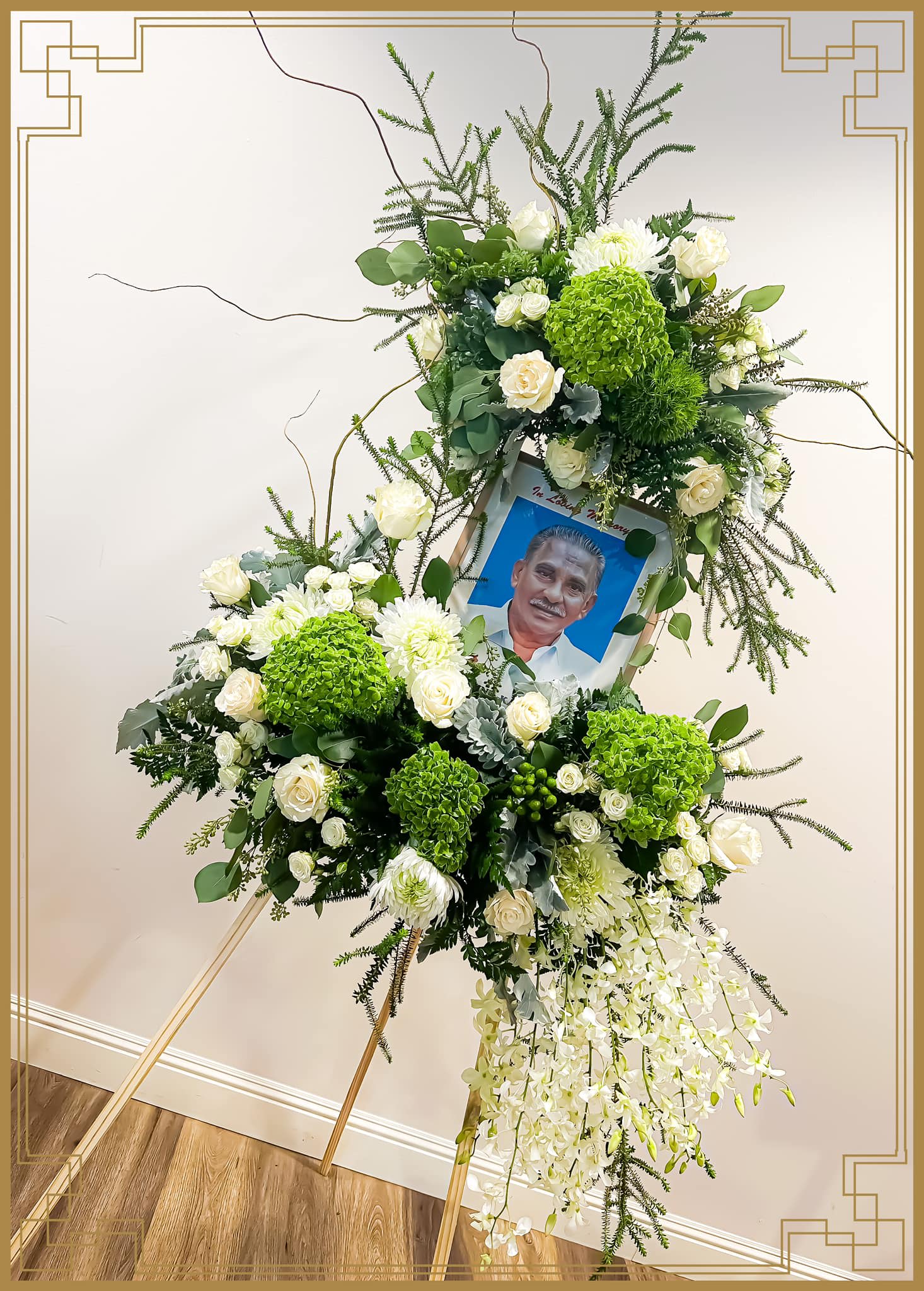 Sympathy Spray with Picture (White and Green) Sympathy Spray with Picture (White and Green) - Customized