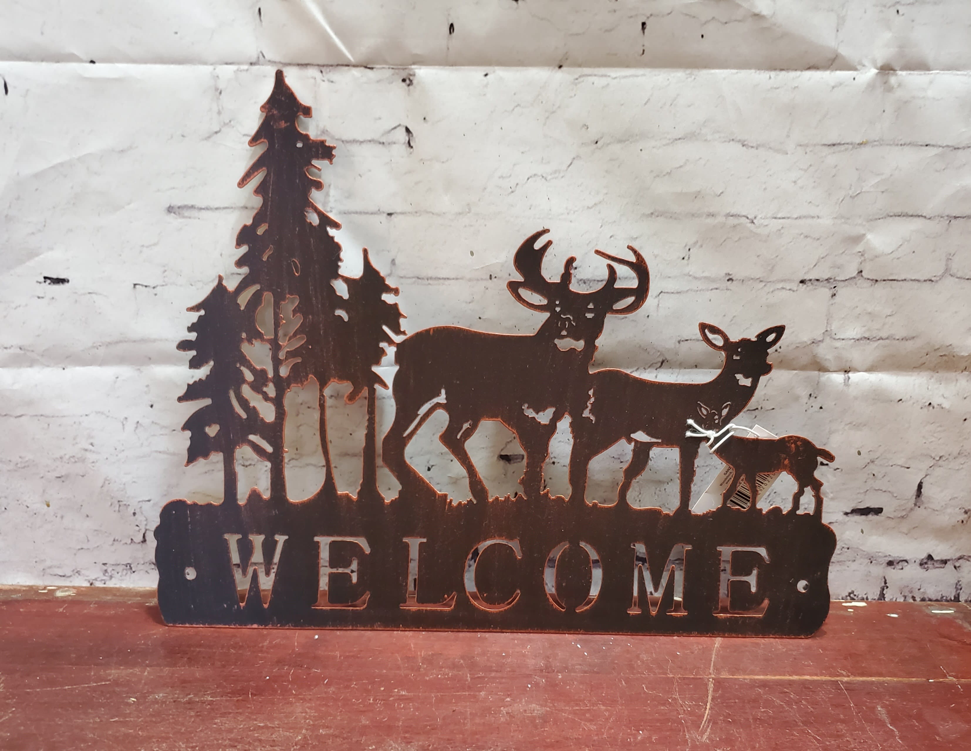 Welcome Deer Sign Welcome Deer Sign - Metal welcome sign with deer 15.5" long