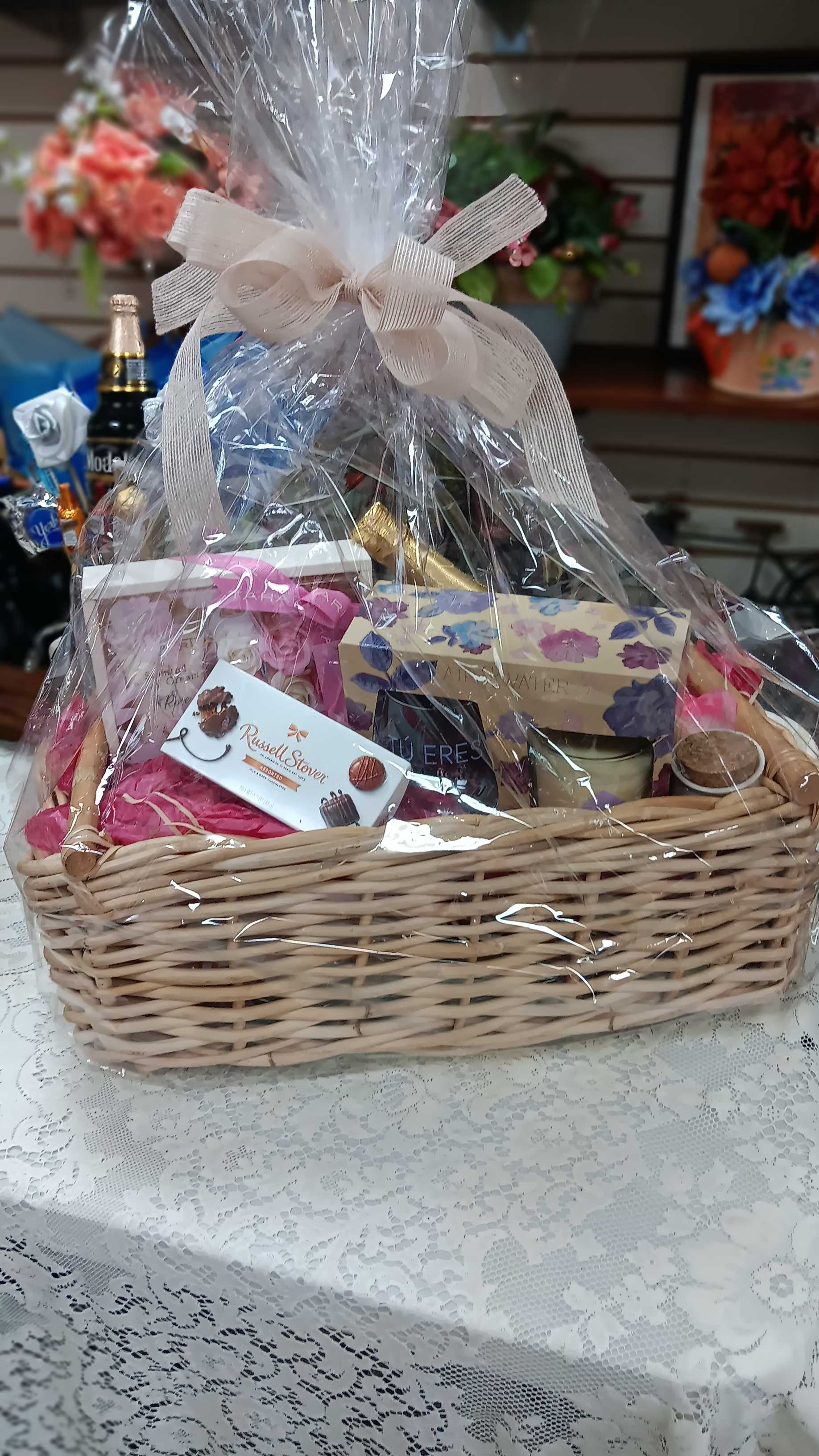 Pretty & Pampered Pretty & Pampered - Enjoy the relaxing and delicious experience with this lovely hand made basket full of goodies.
