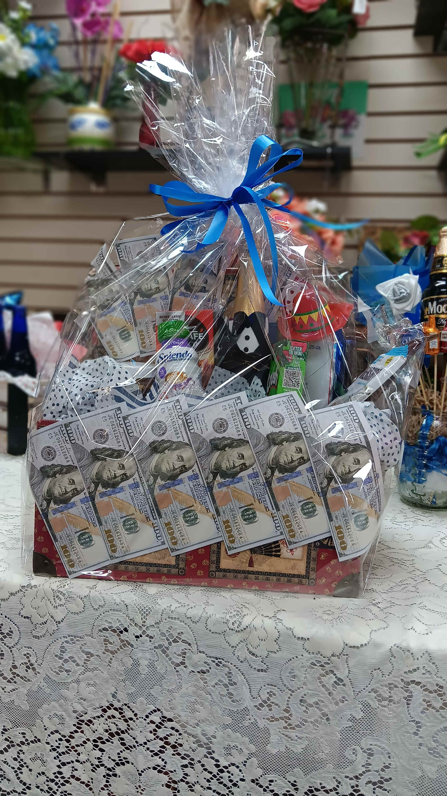 Cash Daddy Cash Daddy - Fathers day with abundace and love. Making it rain gifts for pops