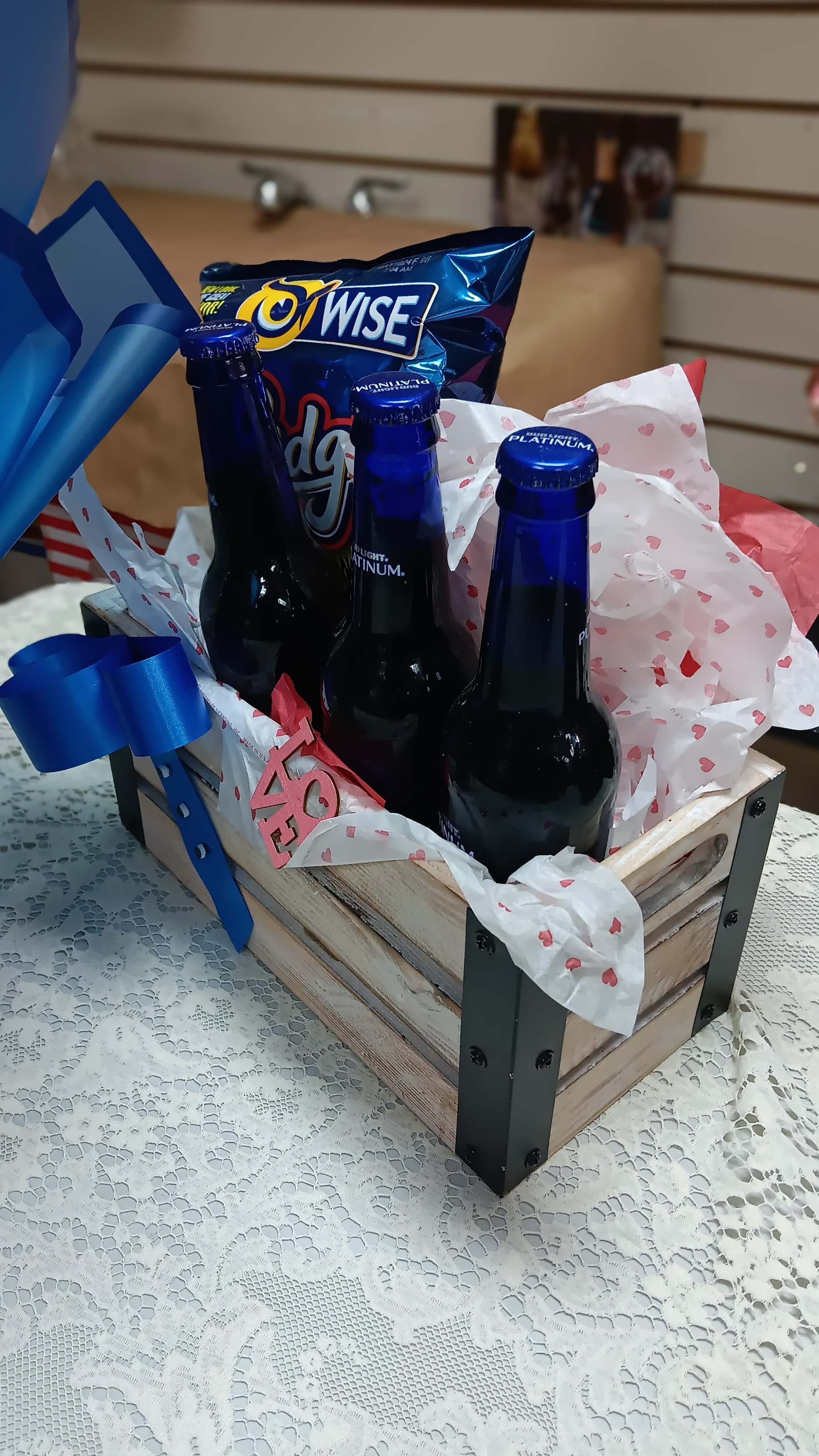 The Wise Guy's Hamper The Wise Guy's Hamper - The perfect Fathers Day: Sports, Snacks, and beer. Your pick the sport this basket with take care of the rest.