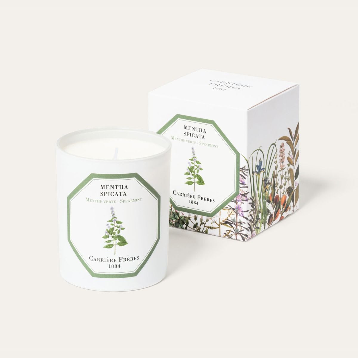  Carrière Frères Scented Candle - Spearmint - Its origin is uncertain, but it is probably the result of an ancient cross between two species of mint. From the Lamiaceae family, spearmint is a perennial plant known for its heady and subtle scent, characteristic of the souks and palaces of North Africa.  BENEFITS Its green note accompanies spring days and warm Summer evenings. Naturally fresh, spearmint is known for:  Its invigorating properties,  Its calming and relaxing power,  Helping to reduce stress and excessive emotions.  PERFUME Its herbaceous scent is slightly spicy, fresh and green. Its intoxicating and subtle smell is inseparable from the souks and palaces of North Africa.  FEATURES Weight: 185g / 6.5 oz Burning time: 40 to 45 hours Dimensions: H: 9 cm Ø: 7.5 cm  