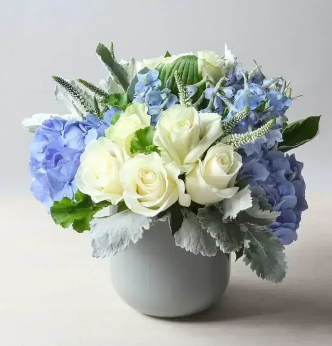 Blue Beauty Bouquet Blue Beauty Bouquet - Blue Beauty bouquet is a simple modern designed bouquet. Filled with fresh roses, hydrangea, veronica and others.