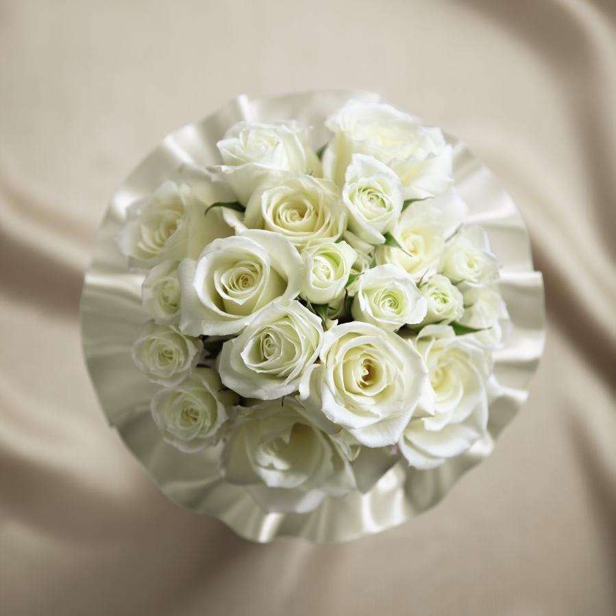 FTD Perfect Love Bouquet - The FTDÂ® Perfect Loveâ¢ Bouquet is a soft display of bridal elegance that  will complete your overall look. White roses, spray roses, carnations  and hydrangea are accented with lush greens and arranged in a rounded  compact style to offer texture and interest with its natural grace and  beauty. Approx. 15âH x 10âW. 