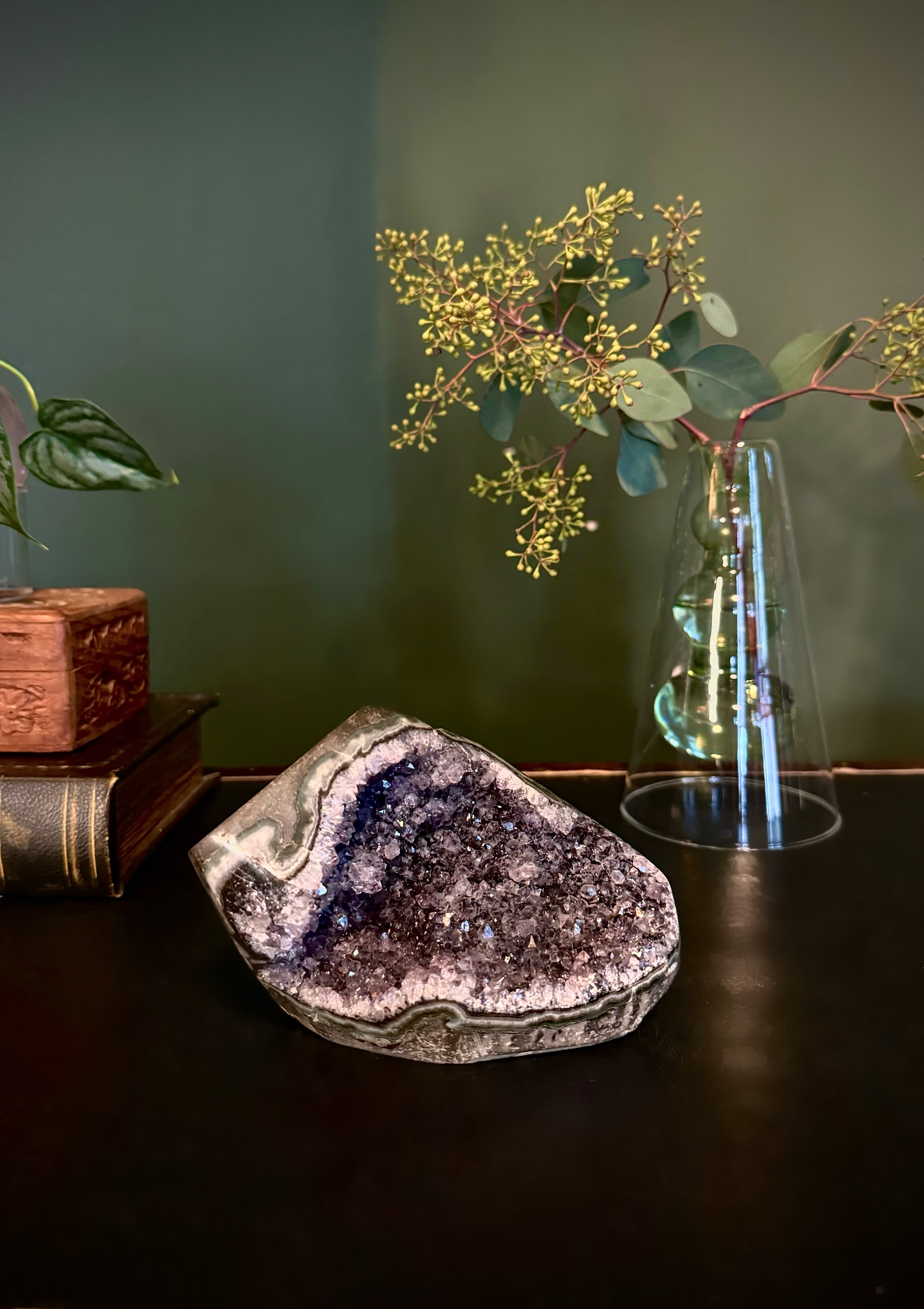 Amethyst Cut Base (E) Amethyst Cut Base (E) - Medium Amethyst cut base. high quality piece.