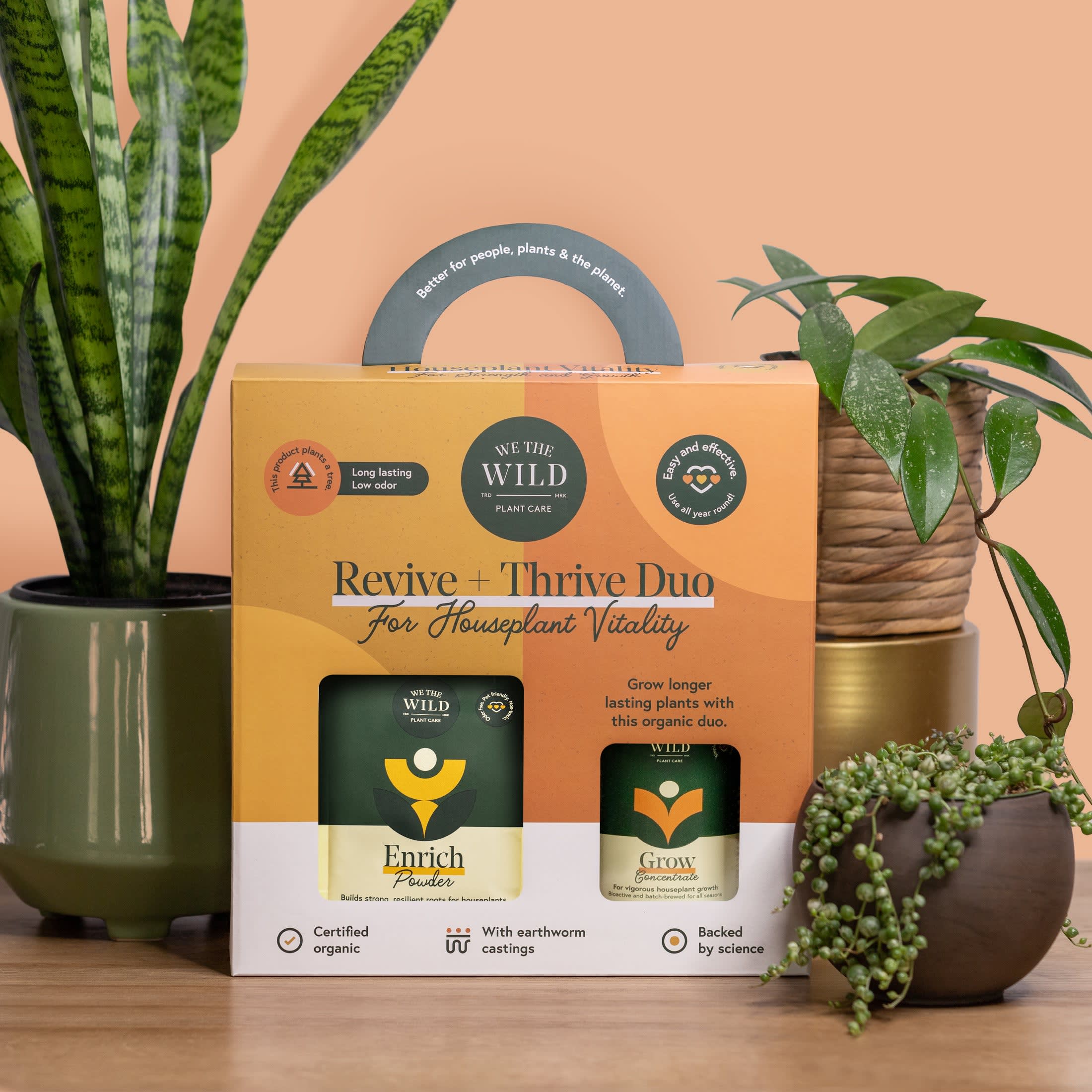 Revive & Thrive Duo for Houseplants Revive & Thrive Duo for Houseplants - This kit has everything you need to feed & strengthen your plants.! Slow-release Enrich Powder build strong, resilient roots, while our fast-acting Grow Concentrate brings you lush new leaves! These products are made for indoor plants with low odor and easy to use instructions.