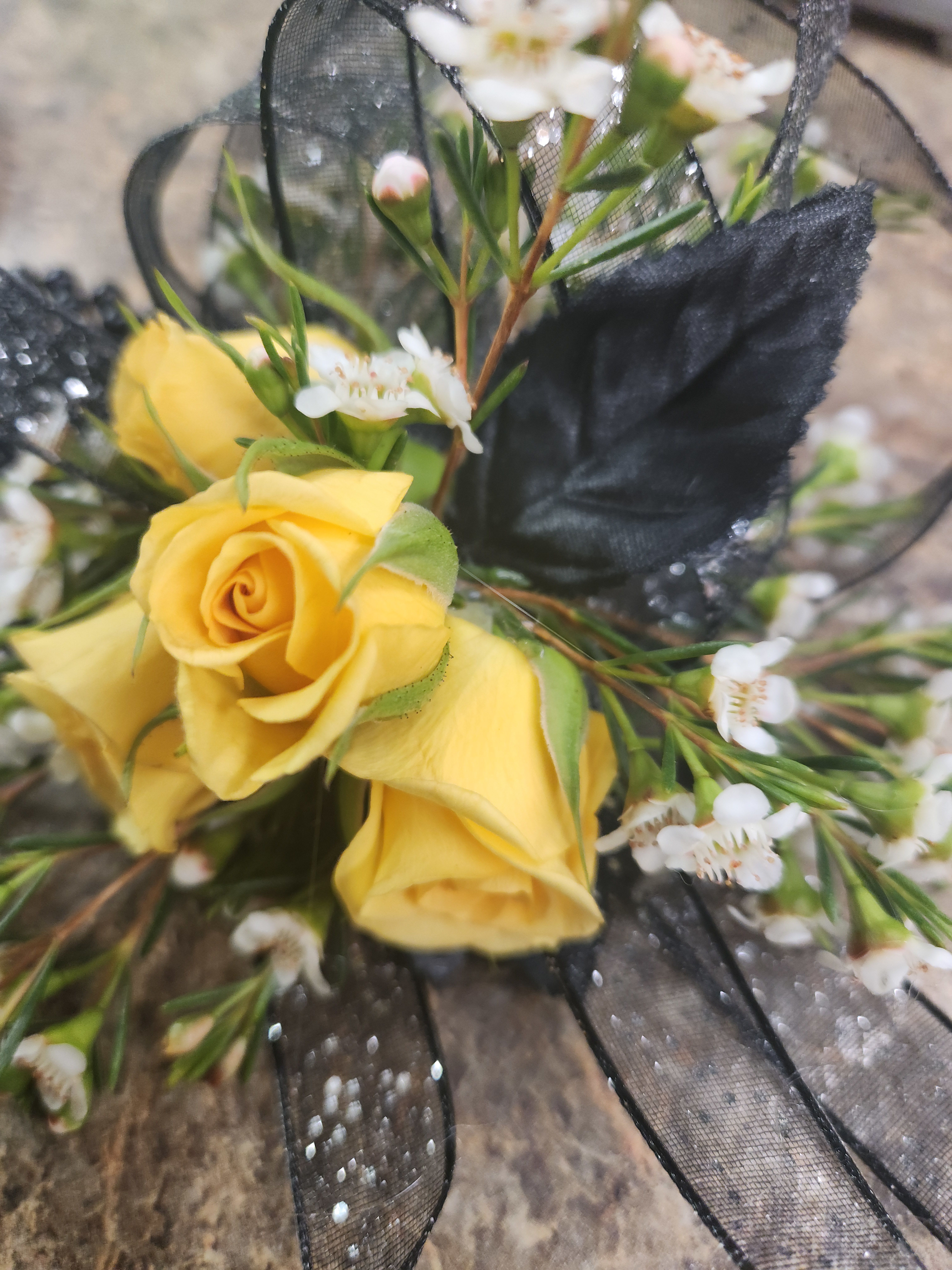 Yellow grande  - Corsage 