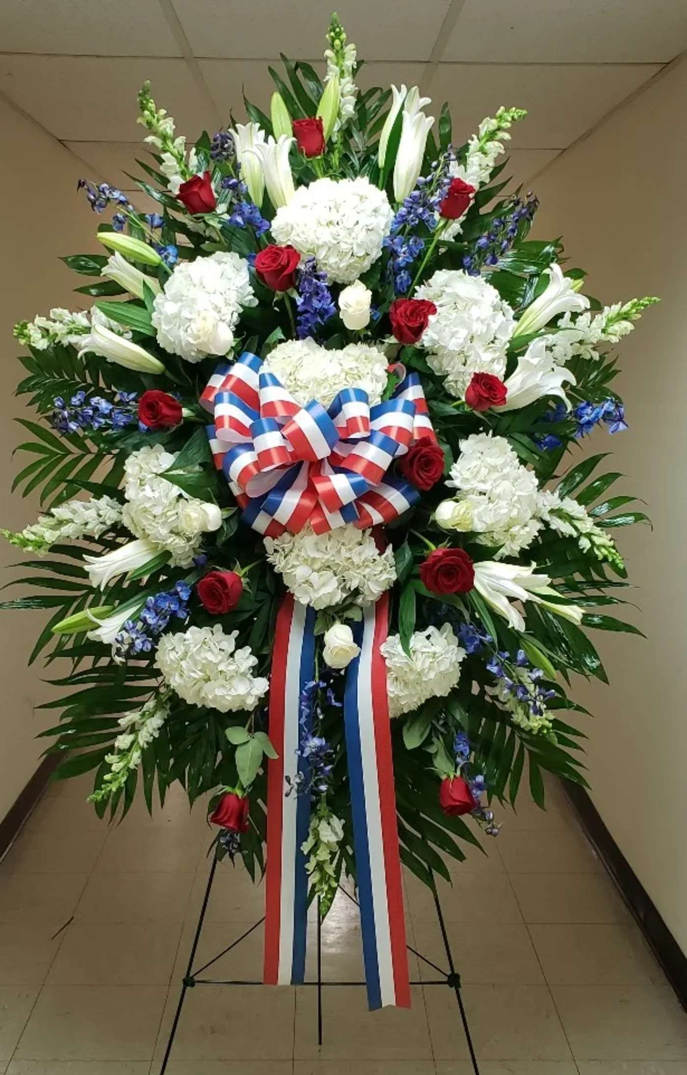 [TT-ANC142]  PATRIOTIC REMEMBRANCE SPRAY -  PREMIUM PATRIOTIC REMEMBRANCE SPRAY BY TWIN TOWERS FLORIST