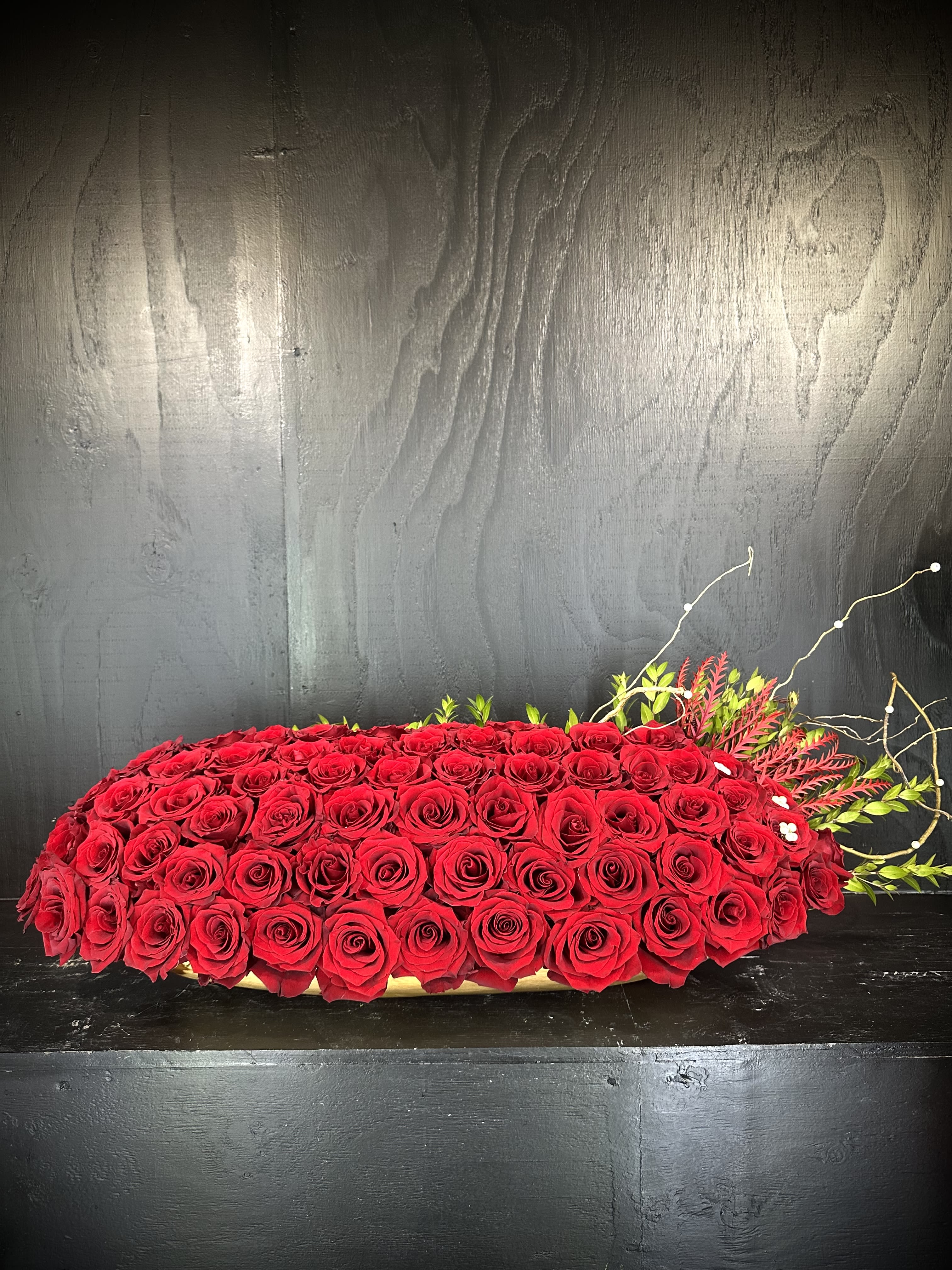 Huge Arrangement with Red Roses Huge Arrangement with Red Roses - Huge arrangement with red roses