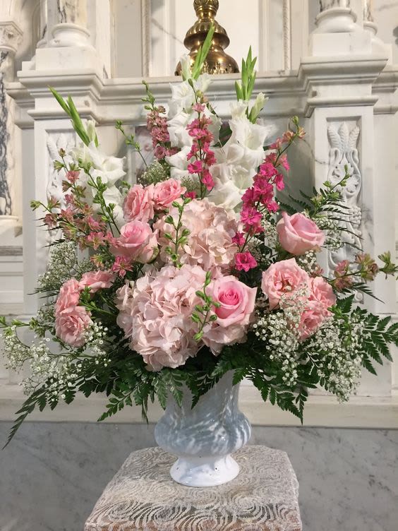 Grand Pot  SGP#01 - Fancy CelebratingPot  with a mix of flowers and colors for  Funeral, parties, and Grand openings  (Flowers  and Colors can be Custom and Changed Based on Customer Request)