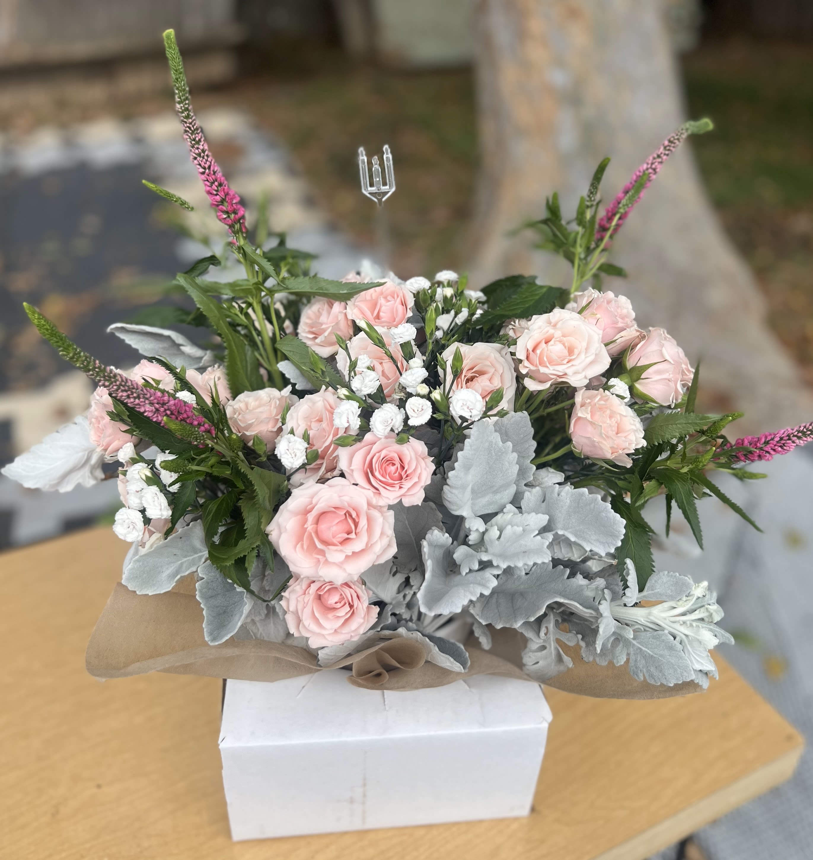 Winter Feelings By Ray - A cute and fancy winter arrangement 