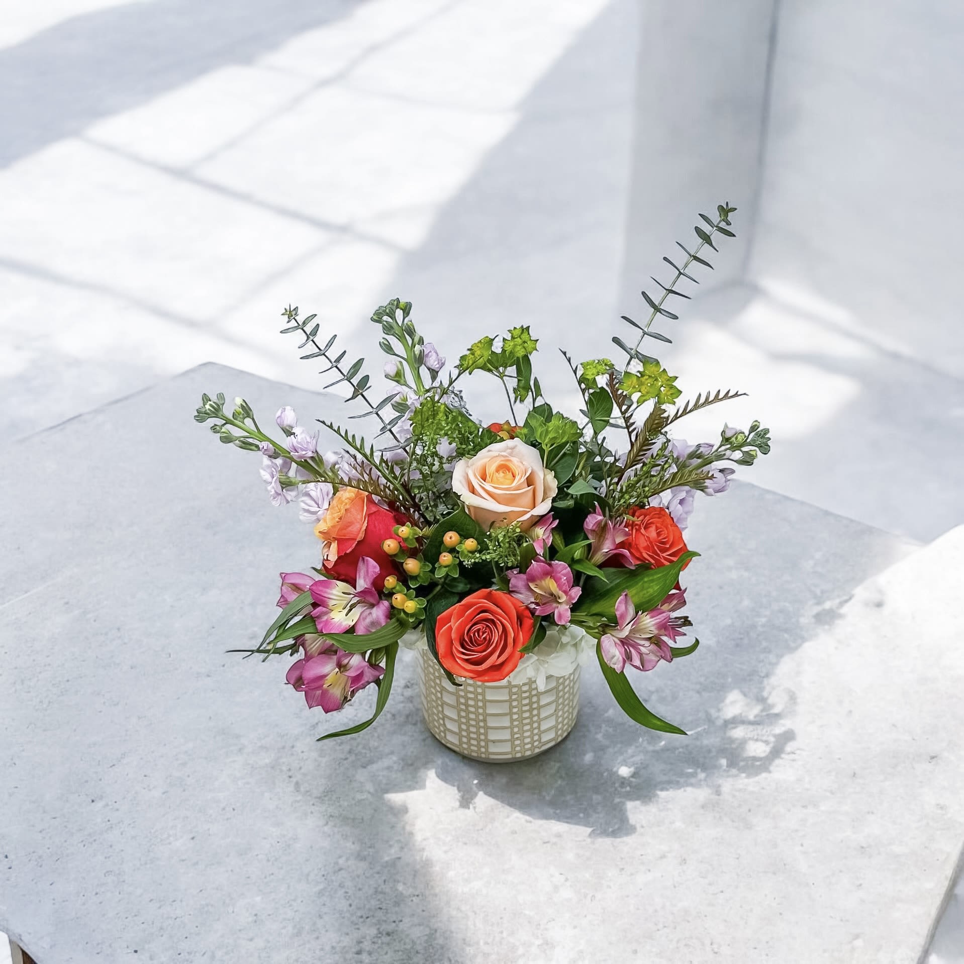 Dawn blooms  - Elegant and modern 