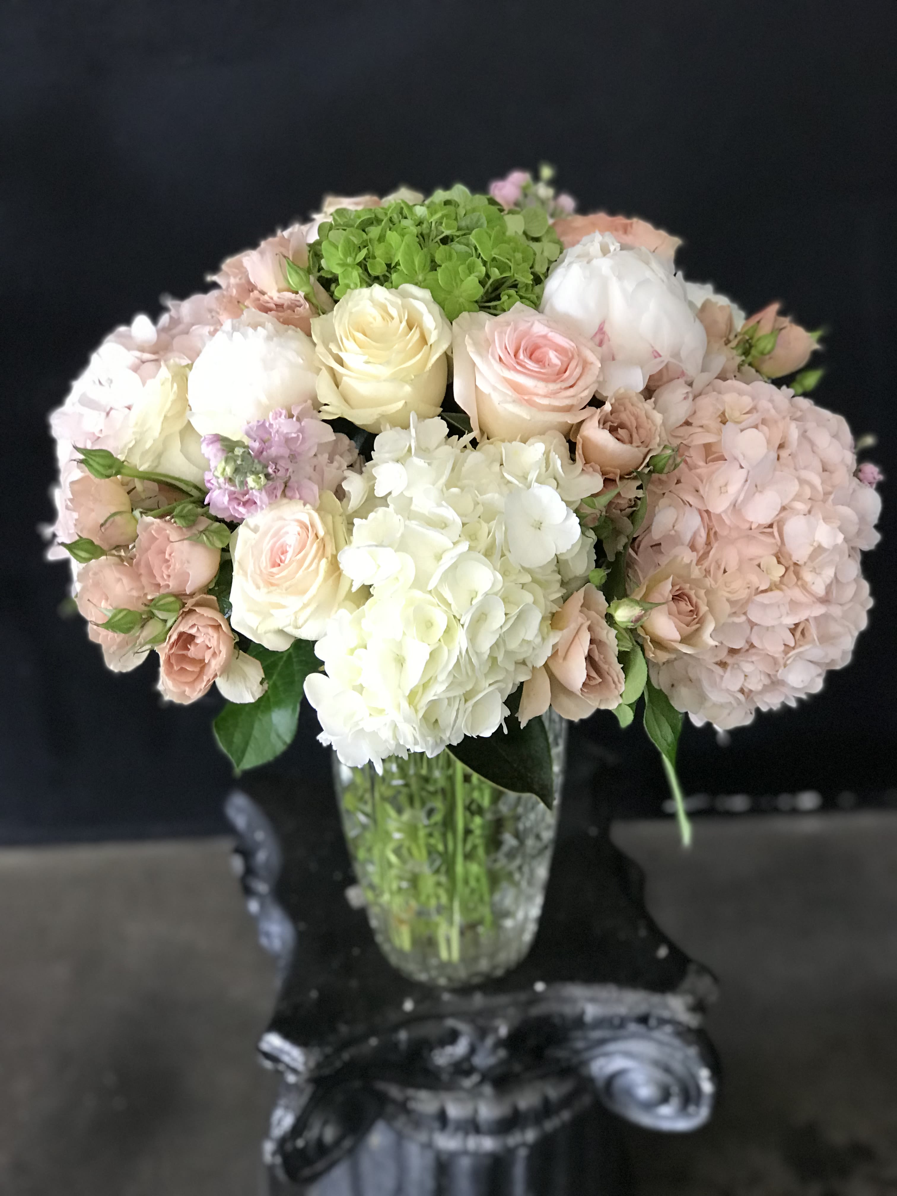 Sweet Devotion Sweet Devotion - Pastel bouquet in a clear vase