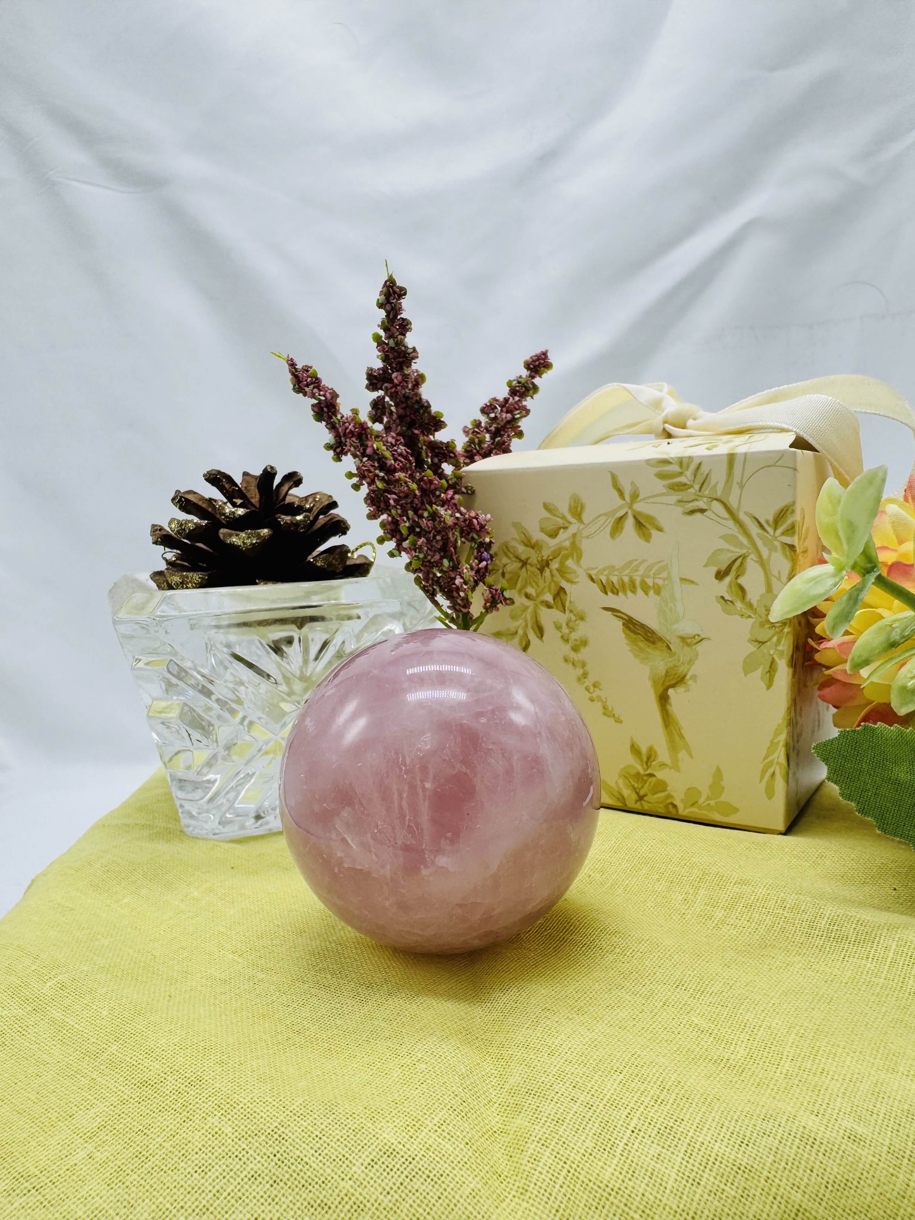 Rose Quartz Sephere - Nice pink sephere