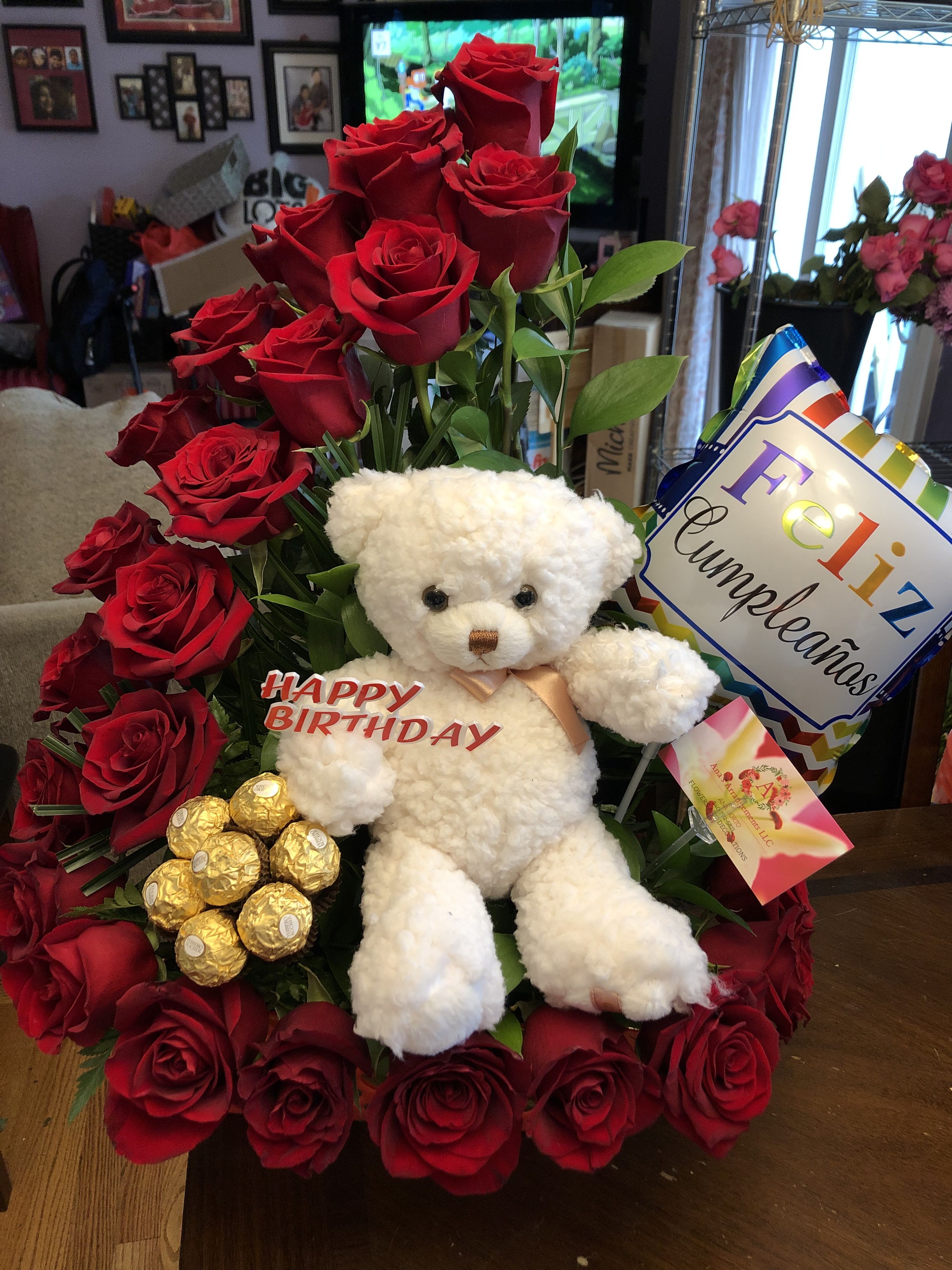 BIRTHDAY001 - BEAUTIFUL L SHAPE ARRANGEMENT WITH TEDDY AND RED ROSES 