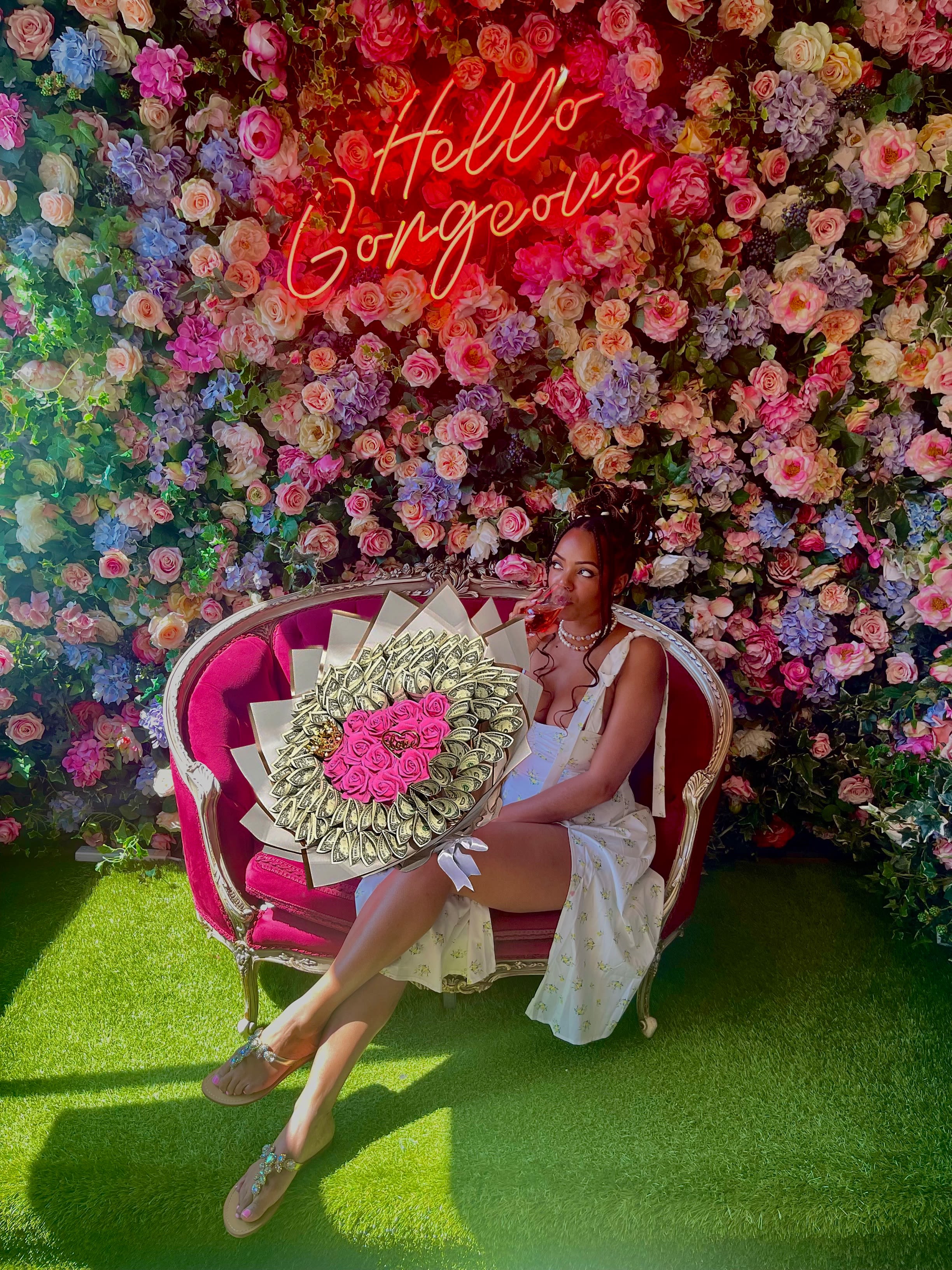 ROSE & MONEY ROSE & MONEY - ROSE & MONEY