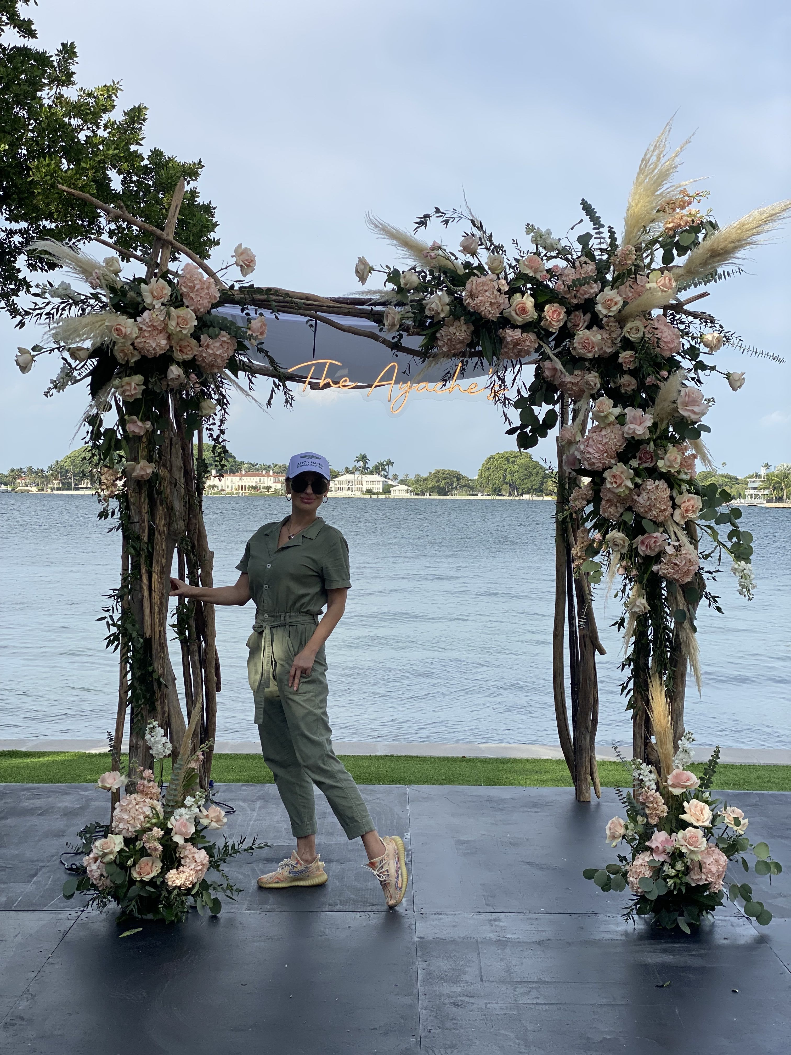 Wedding Package Amazing  - We are offering 3 wedding packages mix colours. All prices are approximate- please contact us for getting more detailed price according to your inquiries.  Standard package includes the arch, bride bouquet and boutonnière for a groom Delux package Includes the arch, bride bouquet, boutonnière for a groom, 5 centerpieces medium size Premium package includes the arch, bride bouquet, boutonnière for a groom, 5 centerpieces large size and additional decor according your inquires.