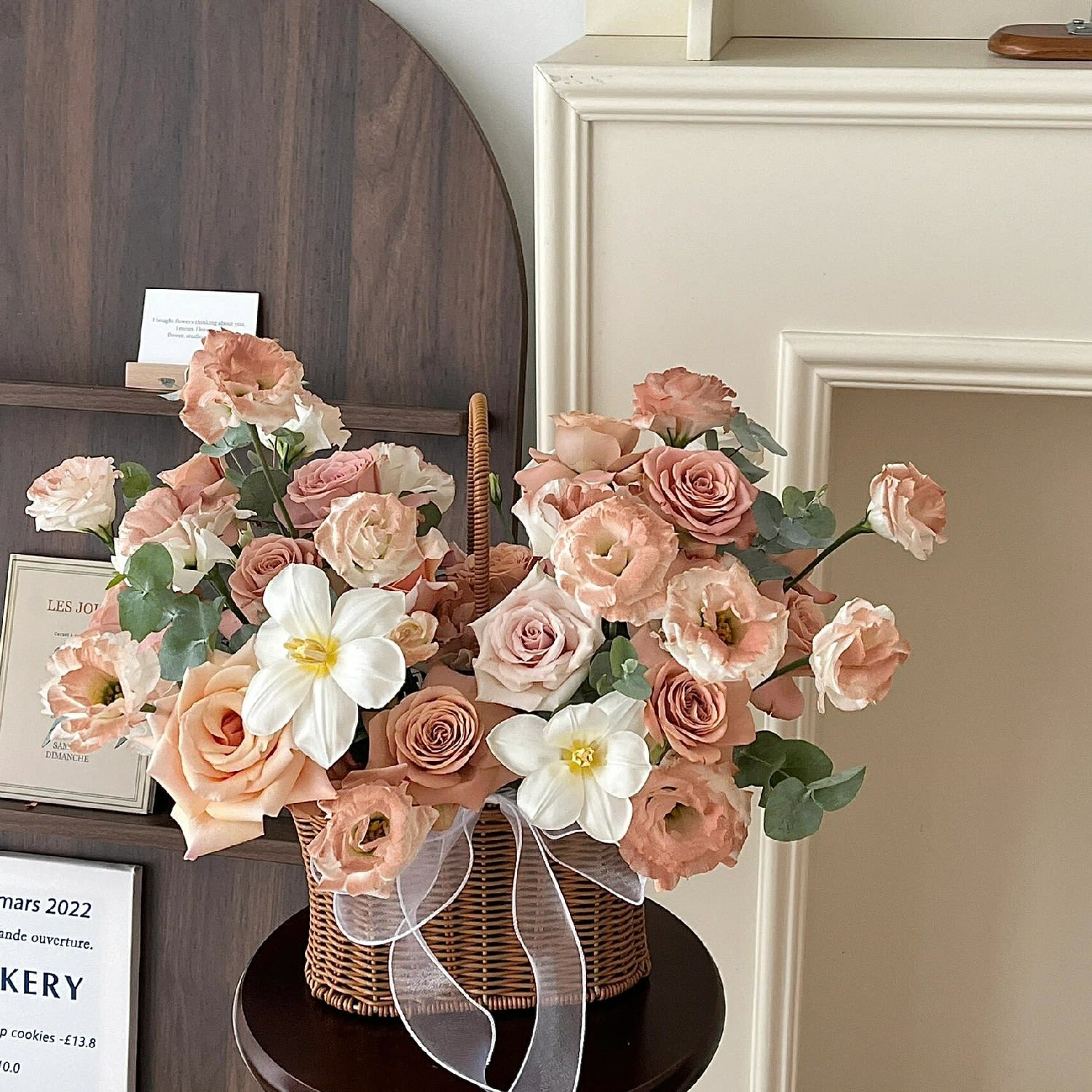 well - Products include roses, tulips, phalaenopsis, lisianthus, filled with leaves, and carried in hand-held flower baskets