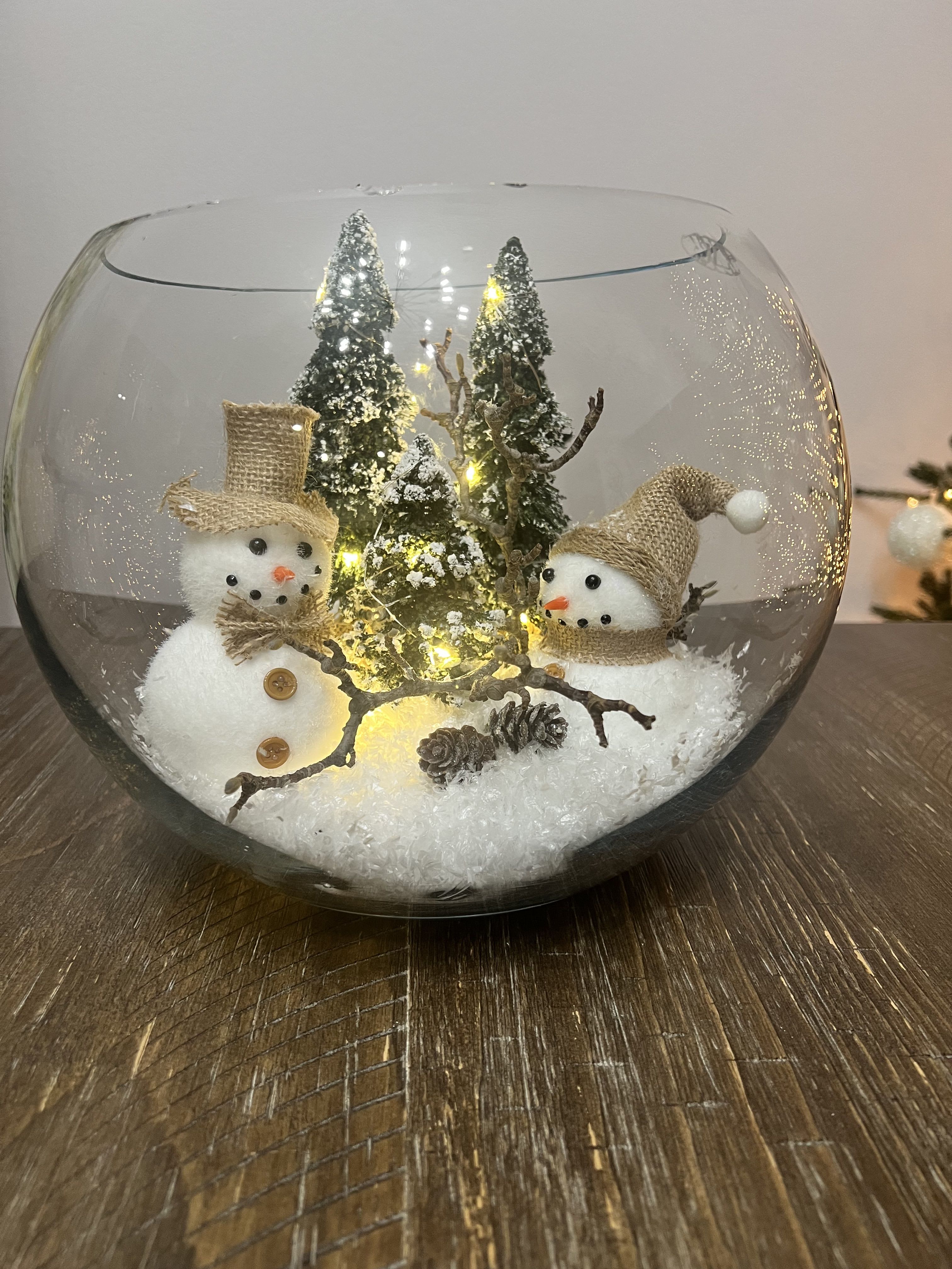 Christmas Terrarium - Bubble bowl filed with Christmas decor