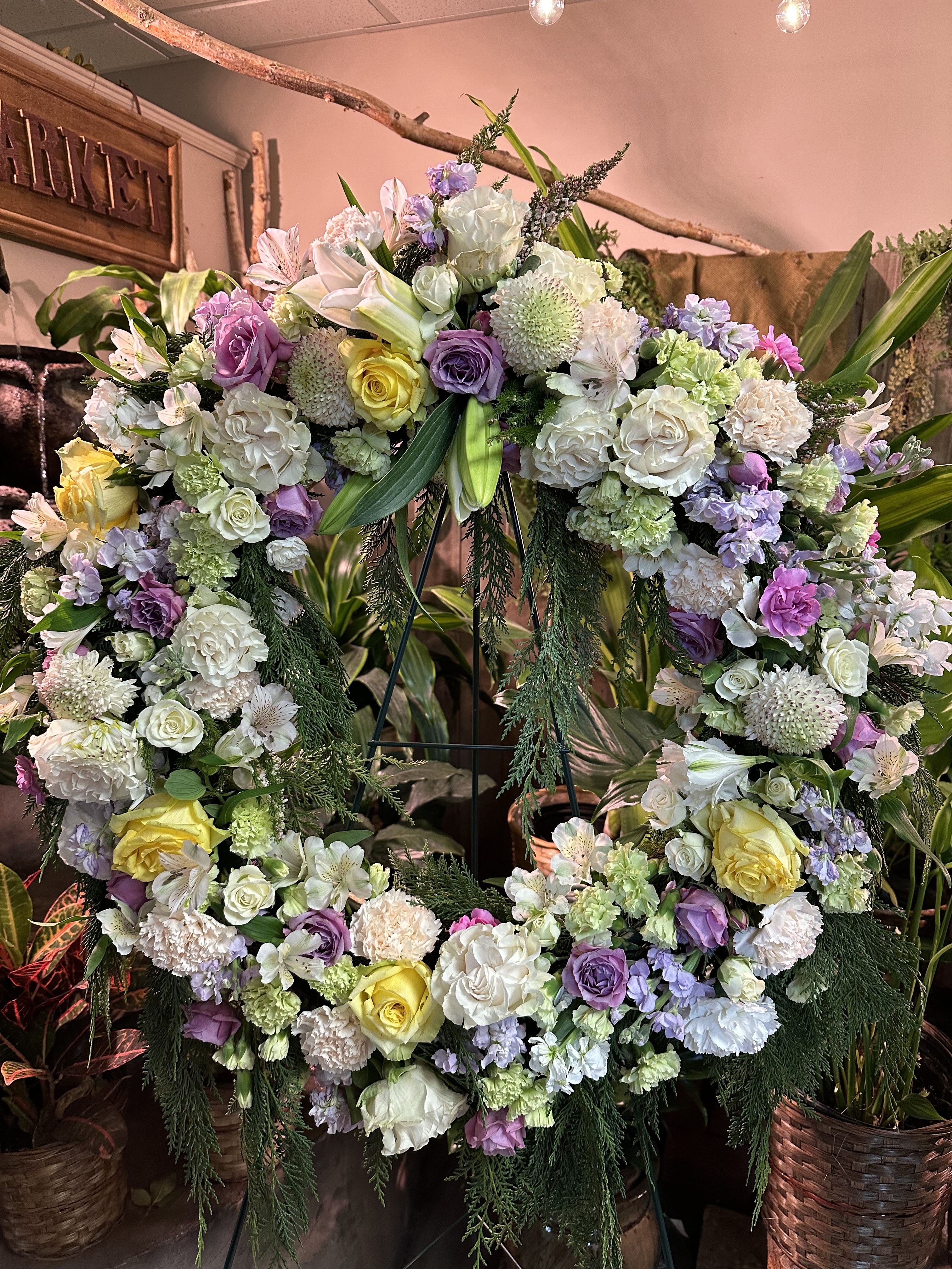 Standing Wreath - Beautiful standing wreath with an opening in the center.