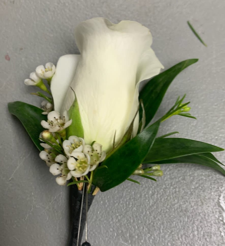 Boutonniere - Made to match the bouquets