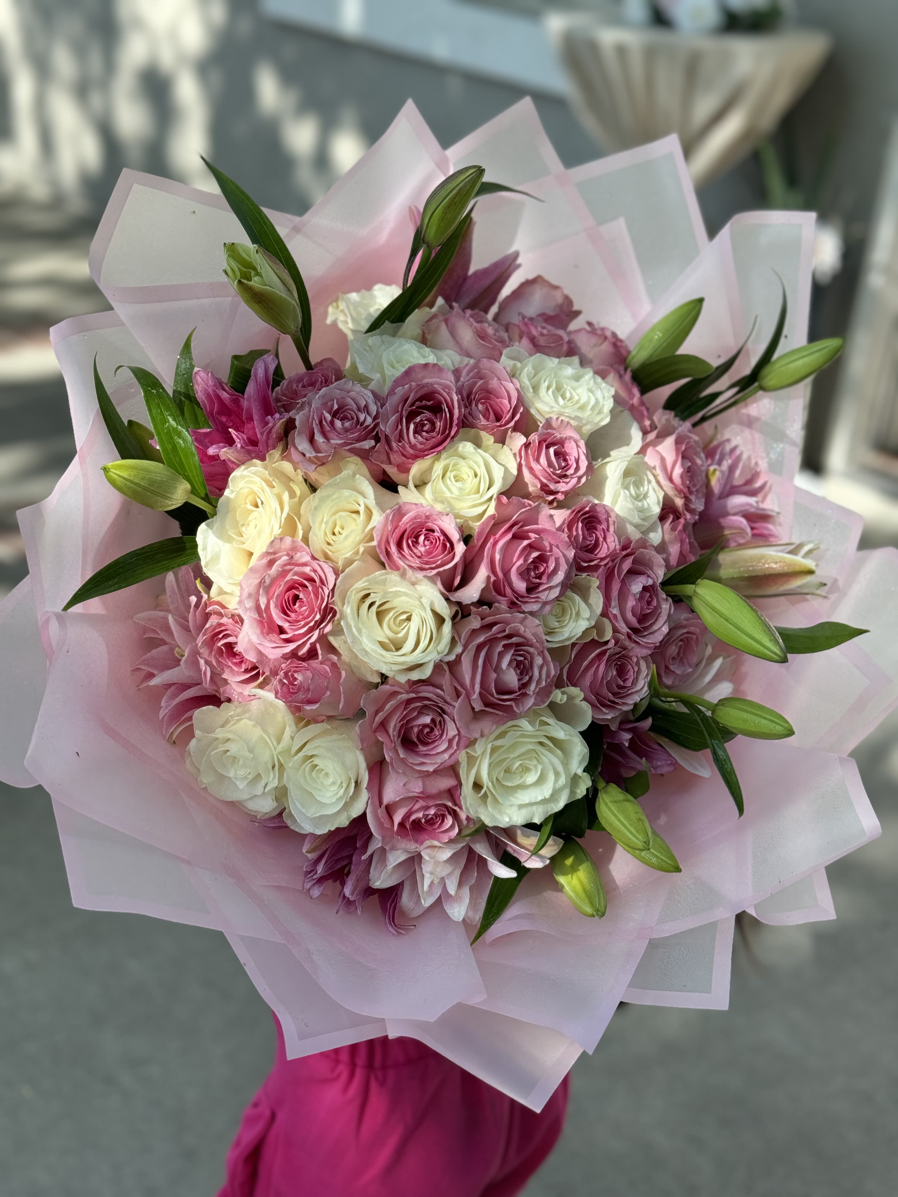 Bonita buchon - Pink and white Round bqt