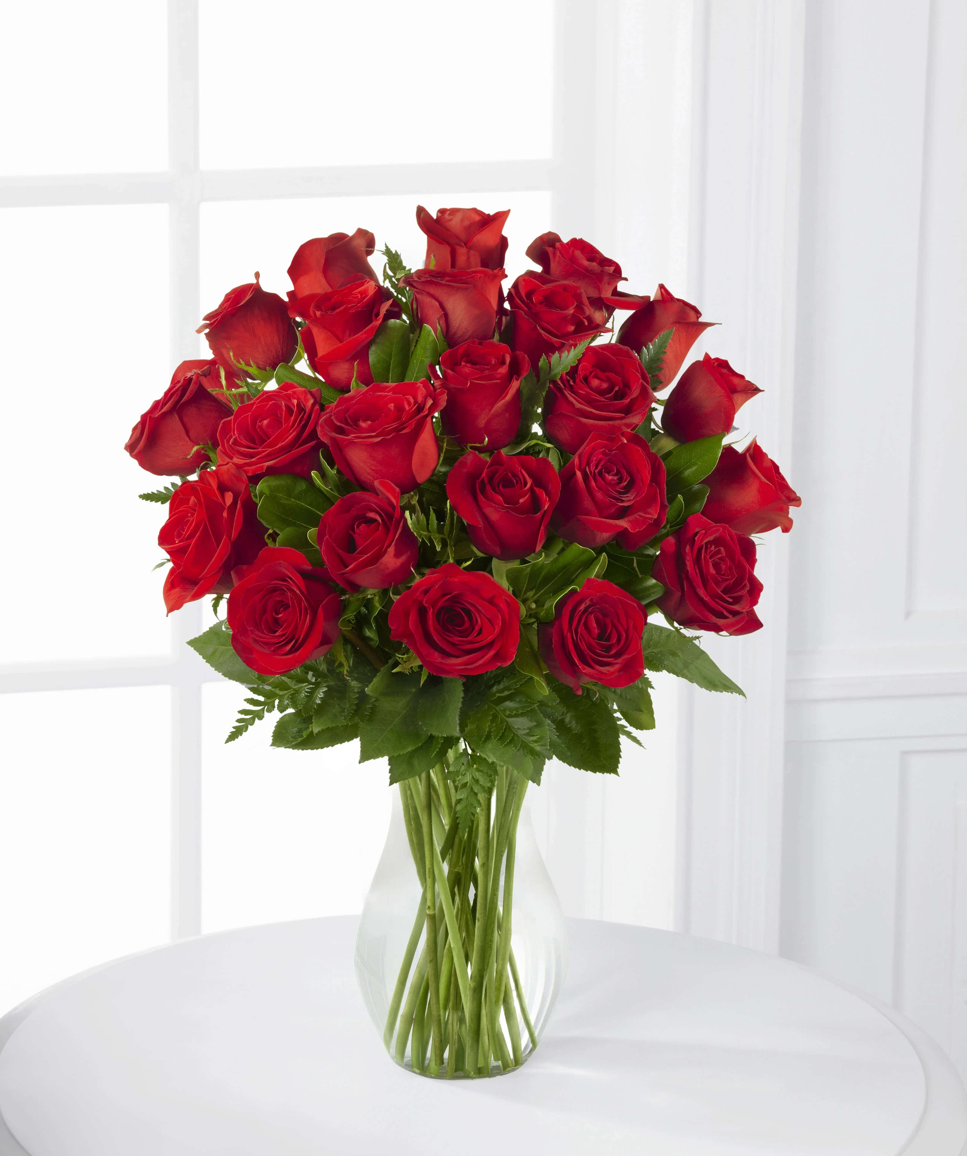 RED LOVE - Red roses