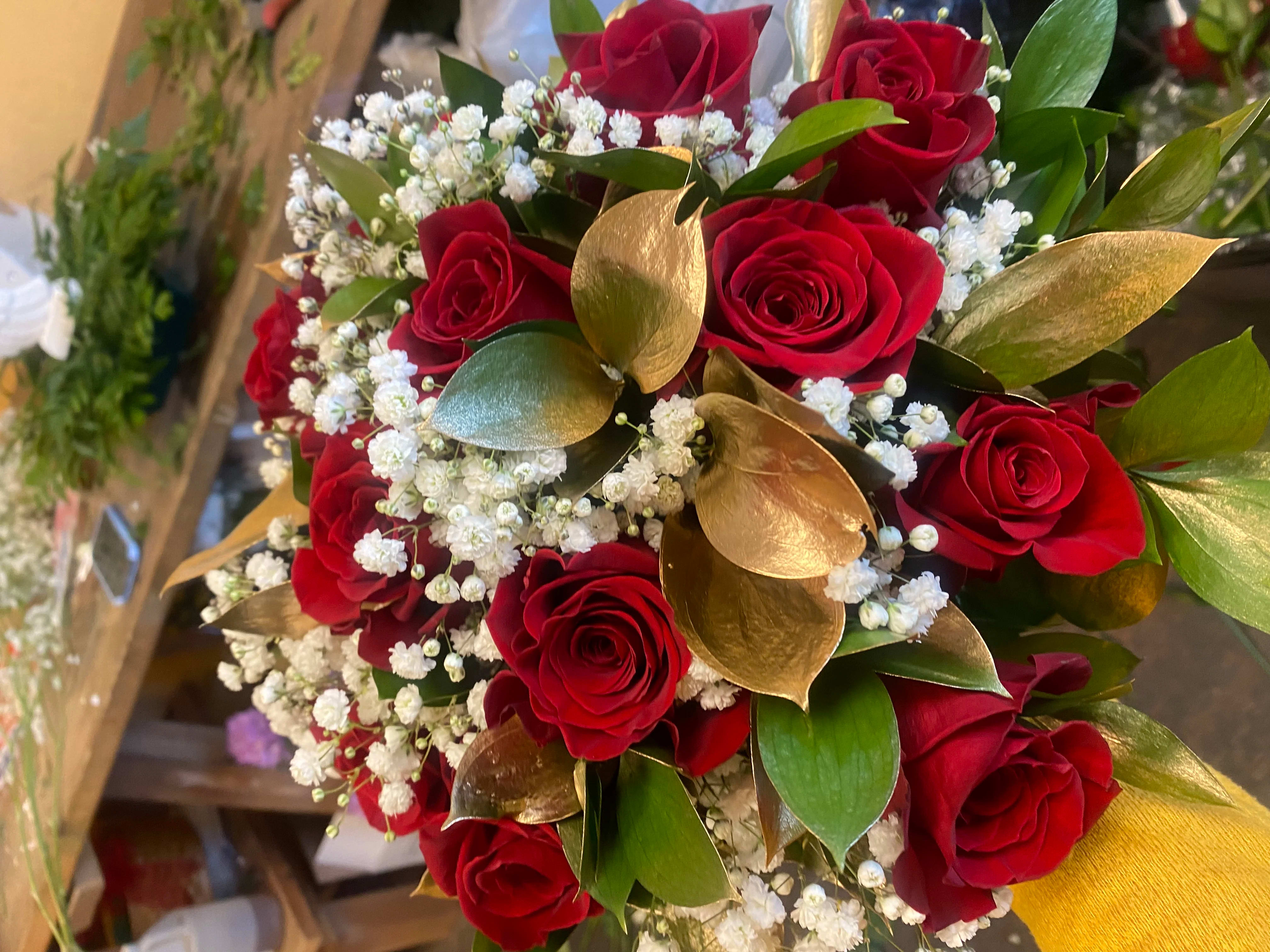 BUCHONA RED ROSES with Baby Breath and Gold Ruscus 36 ROSES TOTAL NO VASE BUCHONA RED ROSES with Baby Breath and Gold Ruscus 36 ROSES TOTAL NO VASE - Standard price is 36 Red Roses with Baby Breath and Gold Ruscus Deluxe Price is 48 Red Roses with Baby Breath and Gold Ruscus Premimum Price is 60 Red Roses with Baby Breath and Gold Ruscus See our Video on Instagram at Aleeaflowers.com