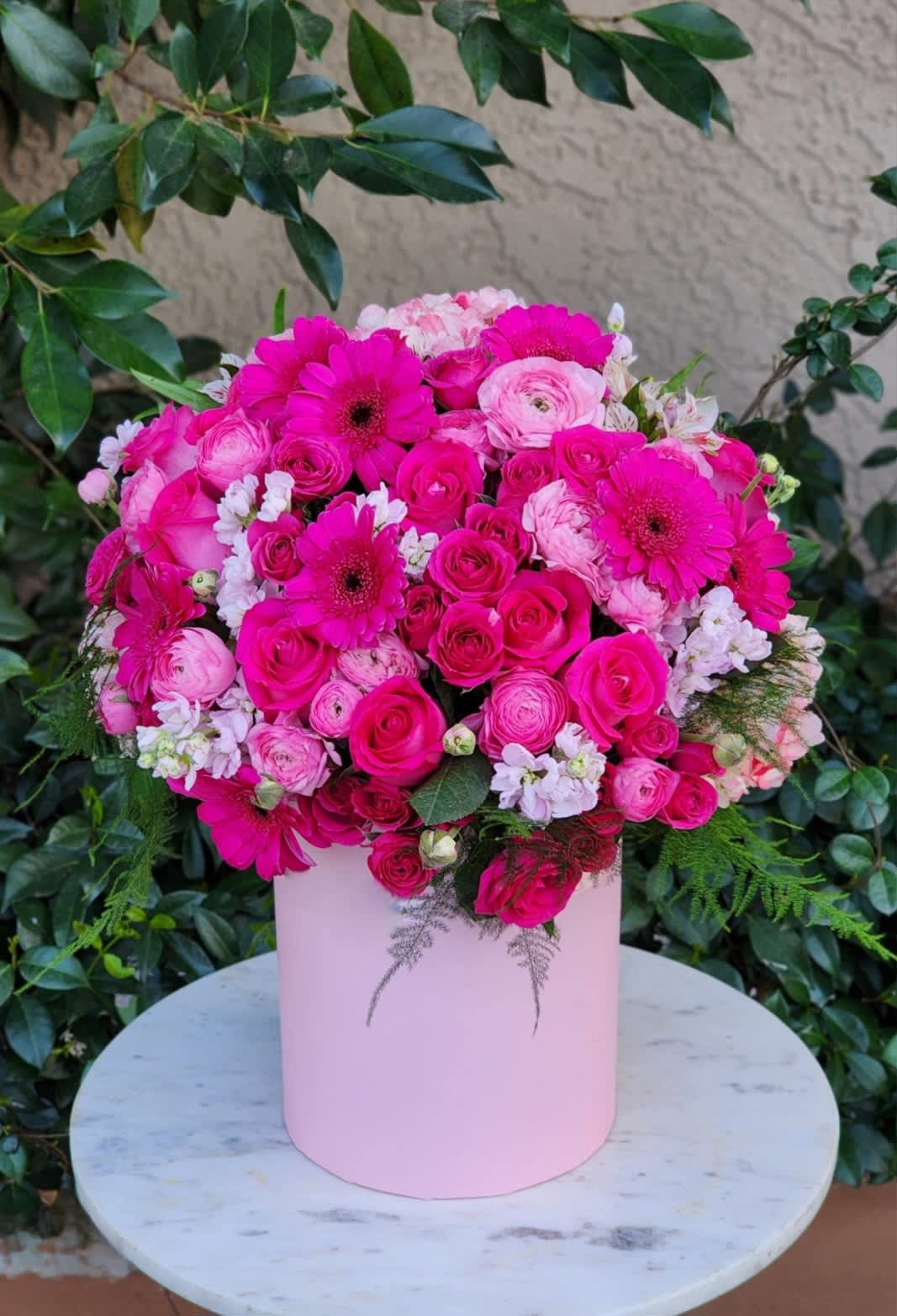 Stunning Hot Pink - Introducing our stunning hot pink composition! Bursting with vibrant hues hydrangeas, gerberas, rununculus, and more in captivating shades of pink. Perfect for partners or loved ones who adore deep, alluring colors.  RECOMMENDED FOR: Love and Romance, I Love You Flowers, Anniversary, Proposal, Romantic Gift, Birthday, Get Well Soon, Celebrations, Best Wishes, Thank You, Congratulations, Just Because, New Baby, Everyday. Mother's day  