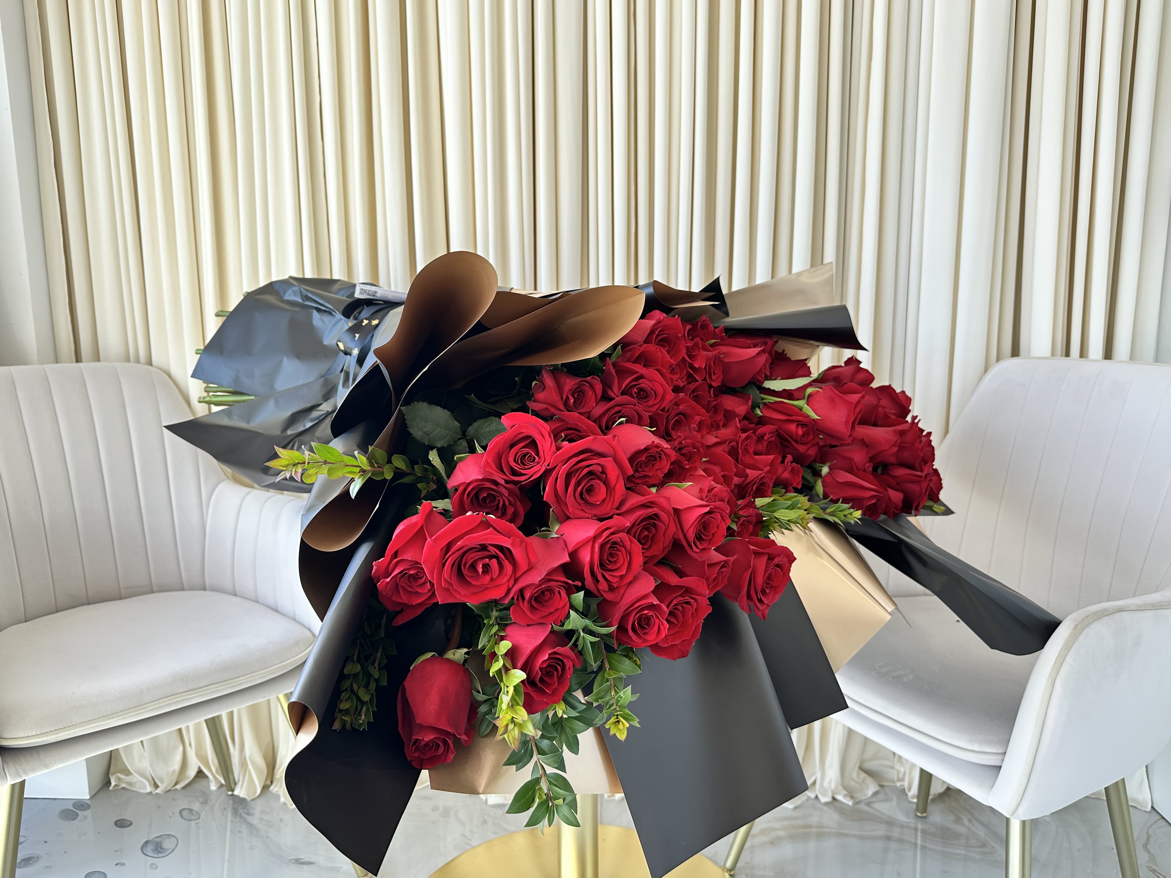 Enduring Passion - Symbolize your undying love and passion with this breathtaking bouquet of red roses. The vibrant blooms and elegant arrangement are a timeless expression of affection. Perfect for anniversaries, weddings, or any moment you want to say &quot;I love you&quot; with lasting impact.  