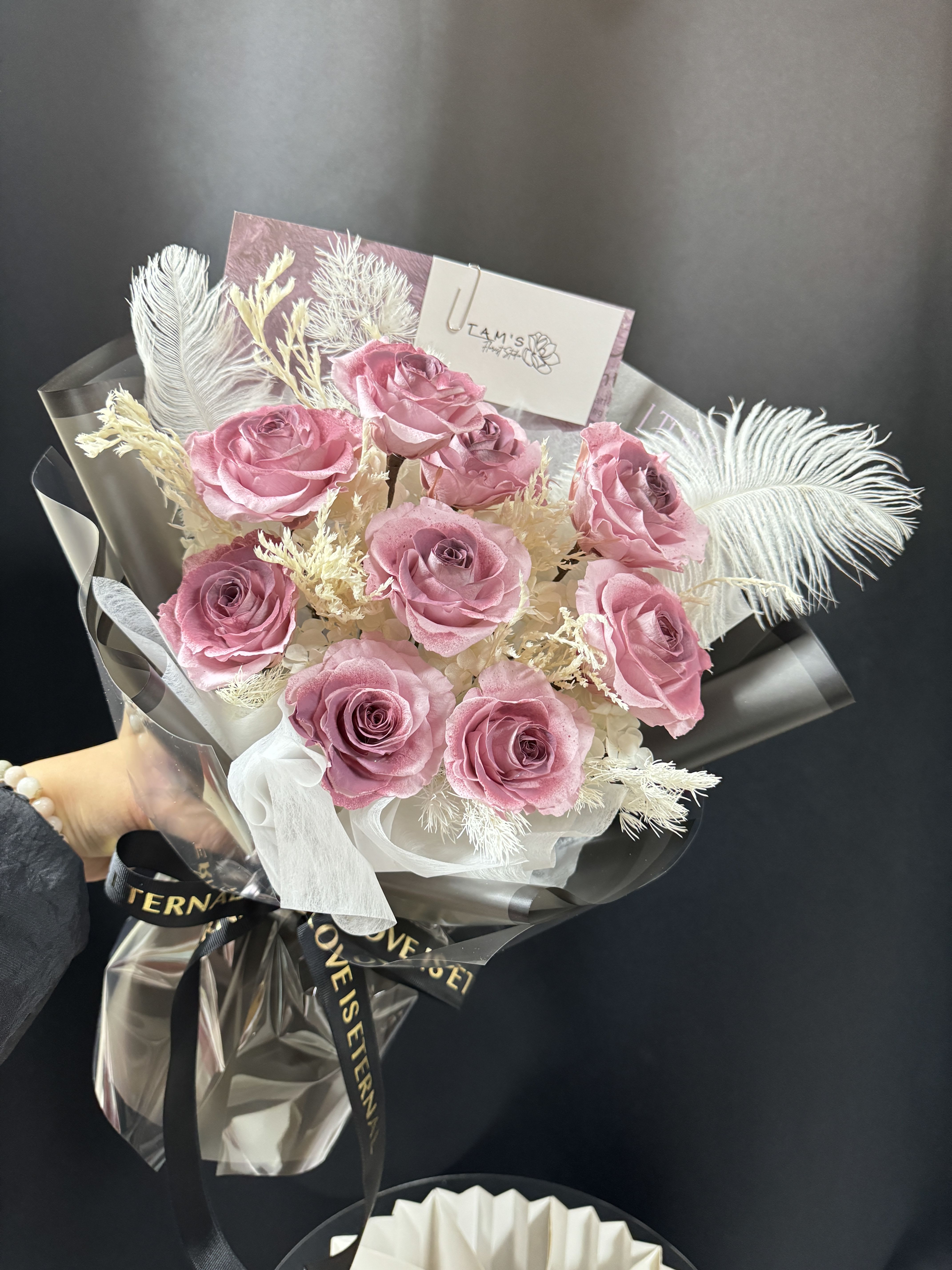 9 dark plum sauce color roses mixed  - Preserved flowers (fresh flowers) that can last for 1-3 years 乌梅子酱玫瑰永生花 