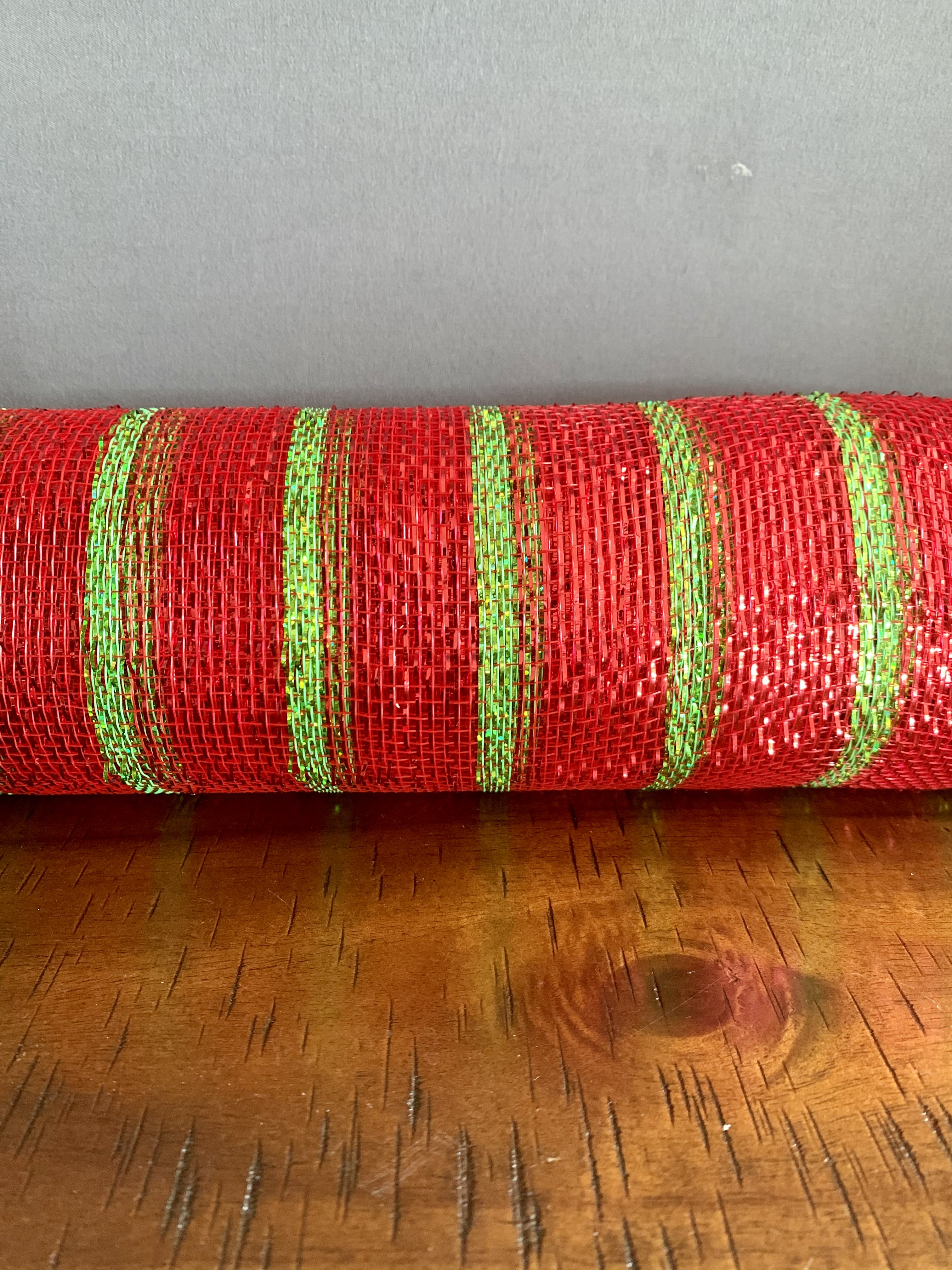 Christmas Tree Mesh- Red&Green Christmas Tree Mesh- Red&Green - Perfect mesh for your Christmas tree!! Size: 21” x 10yds