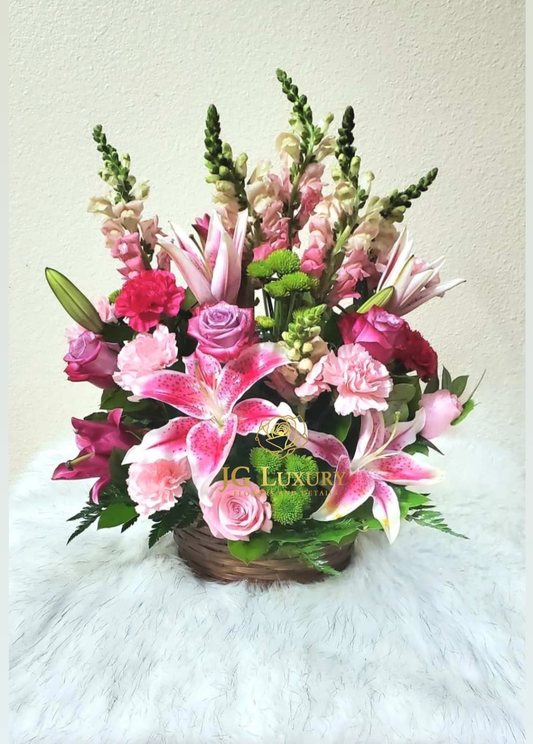 Blooming Basket - The perfect combination of flowers that you will end up loving.