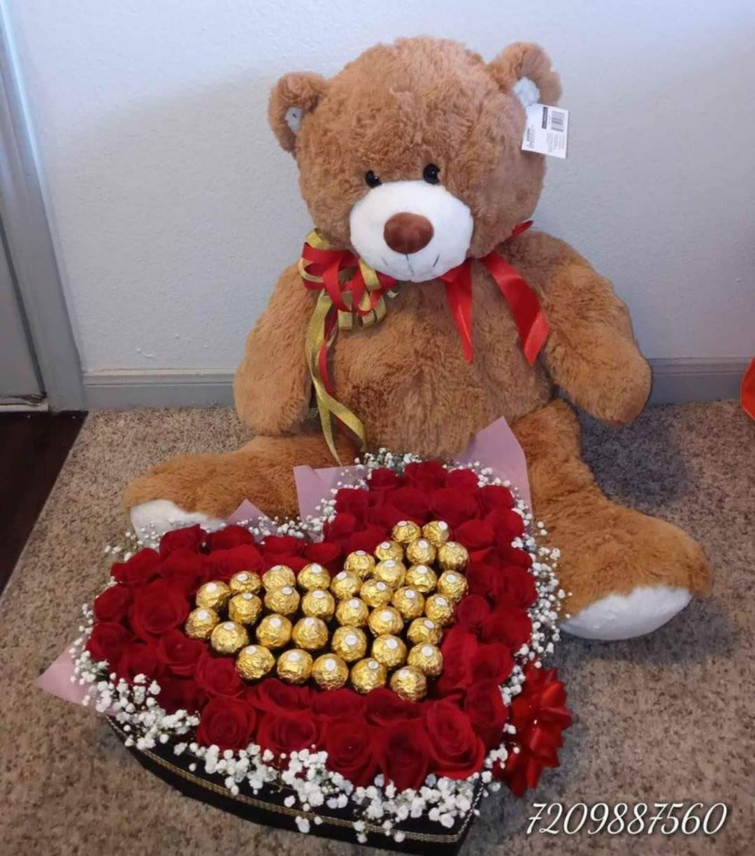 oso y corazon en flores - oso de peluche y corazon chocolates