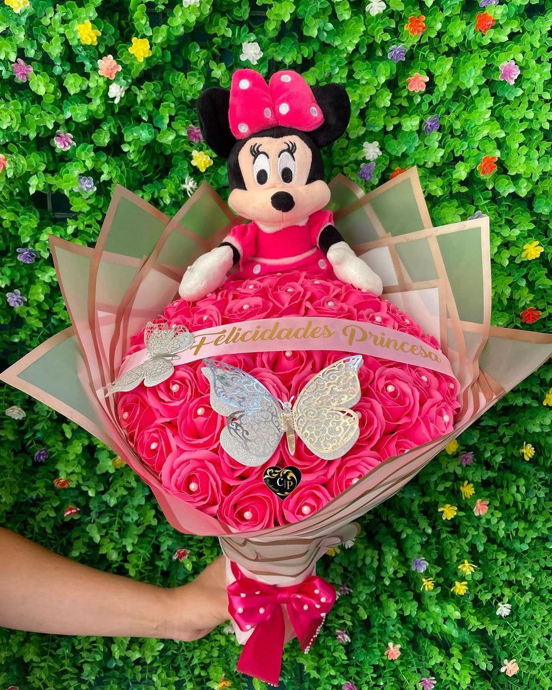 buchon personalizado mini - buchon hecho a base de 40 rosas naturales viene , peluche de mini , las mariposa,letrero personalizado 