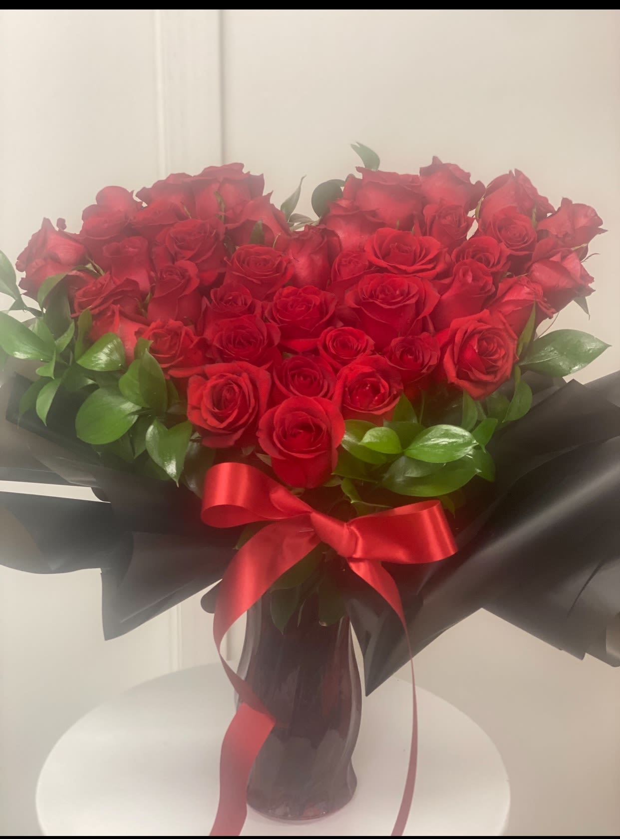 Valentines Red RoseHeart - 40 Red Rose that over 3 Dozen Red Roses