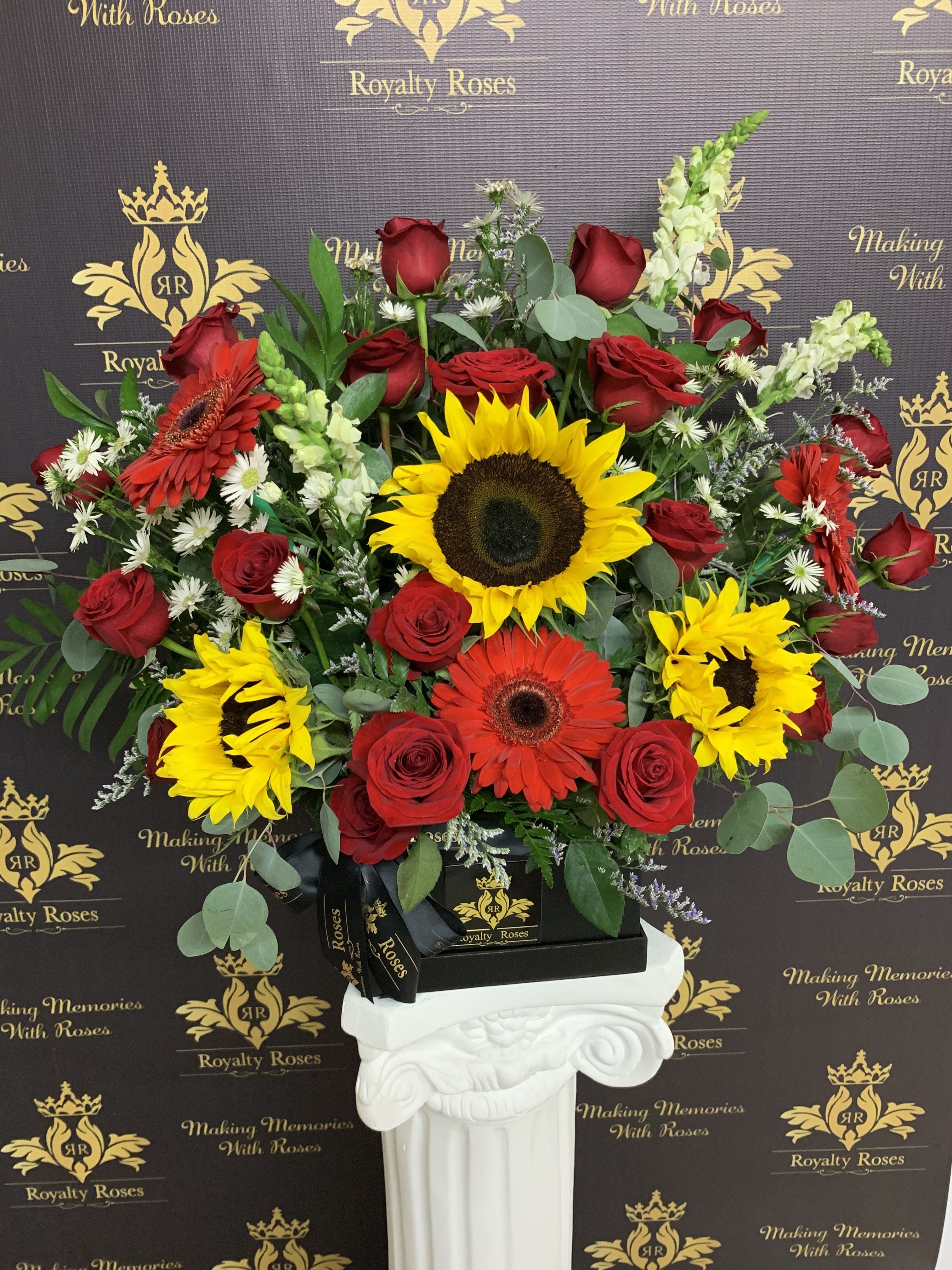 BOX 20X20 WITH ROSES AND SUNFLOWERS - Our Signature Royalty Box 20x20 Red Roses and Sunflowers in a Beautiful Arrangement perfect for Valentines, Birthday, Love and Romance