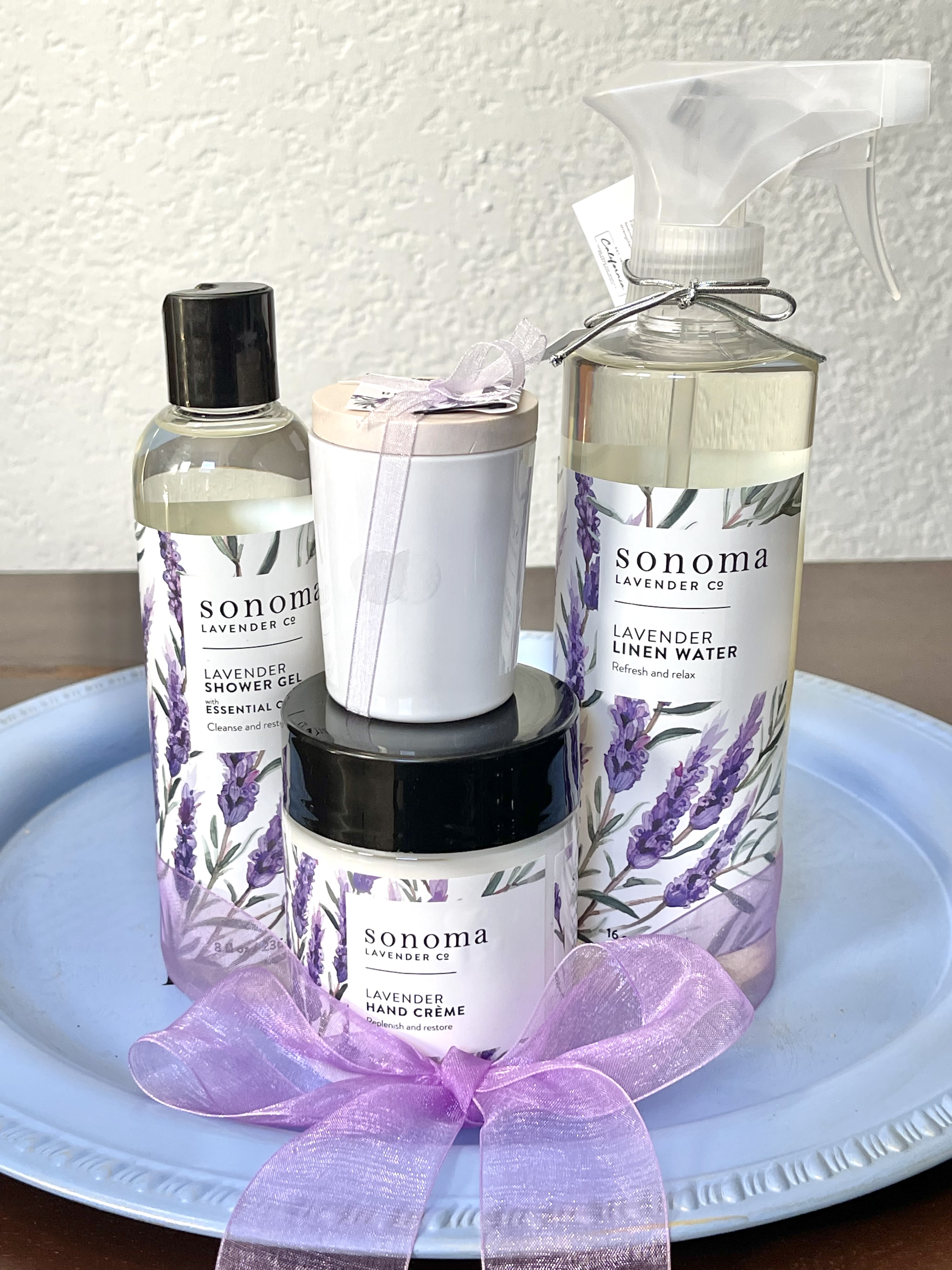 Sonoma Lavender Co Gift Set Sonoma Lavender Co Gift Set - Pamper all your senses with this set of soothing lavender spa products. It comes with two body care items and two home care items from the California-based Sonoma Lavender Co and makes a beautiful, and relaxing, gift!