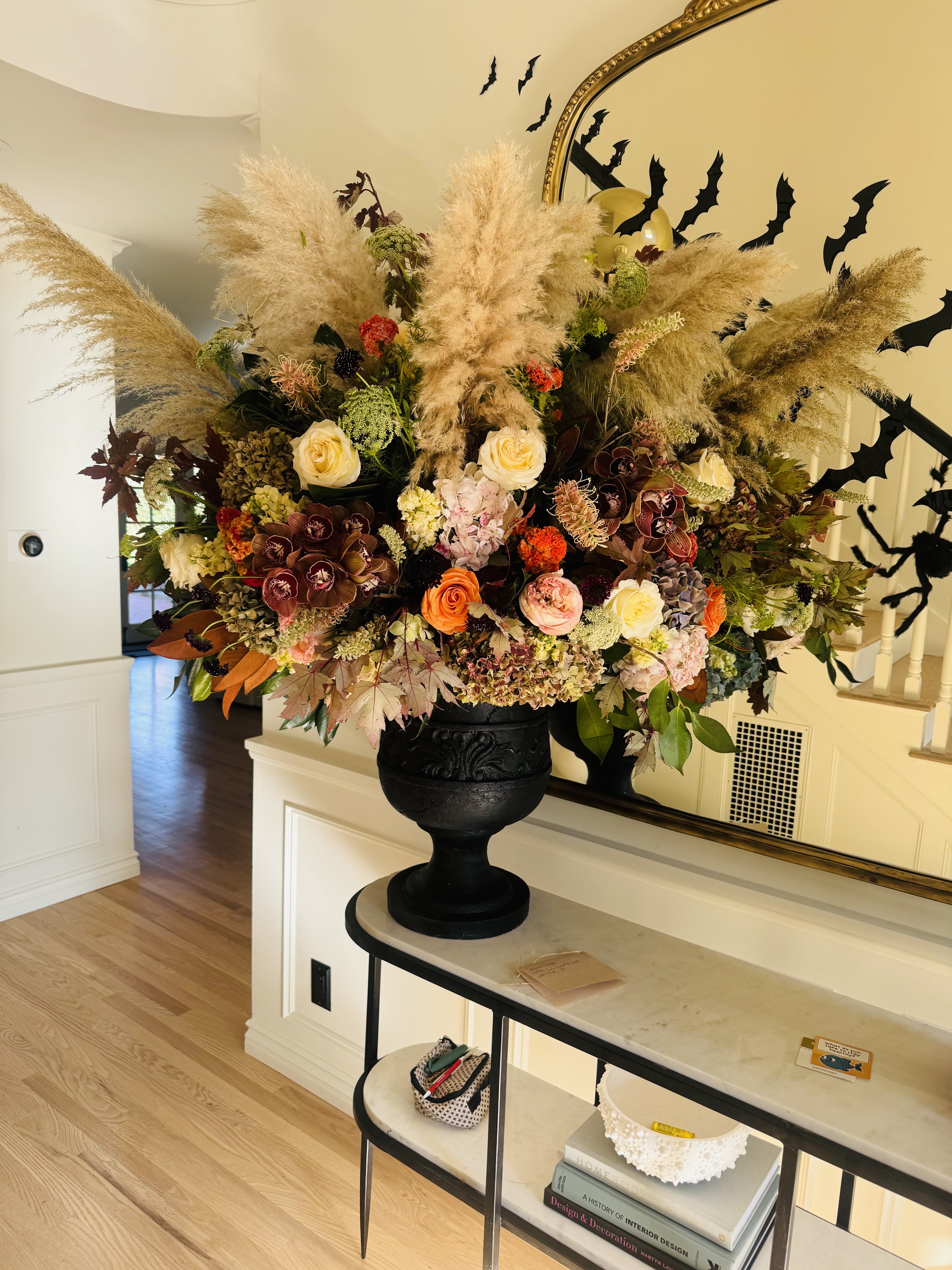 Grand entrance - Here’s a beautiful design for entry entryway in a home or a business. Any color, your desire. 