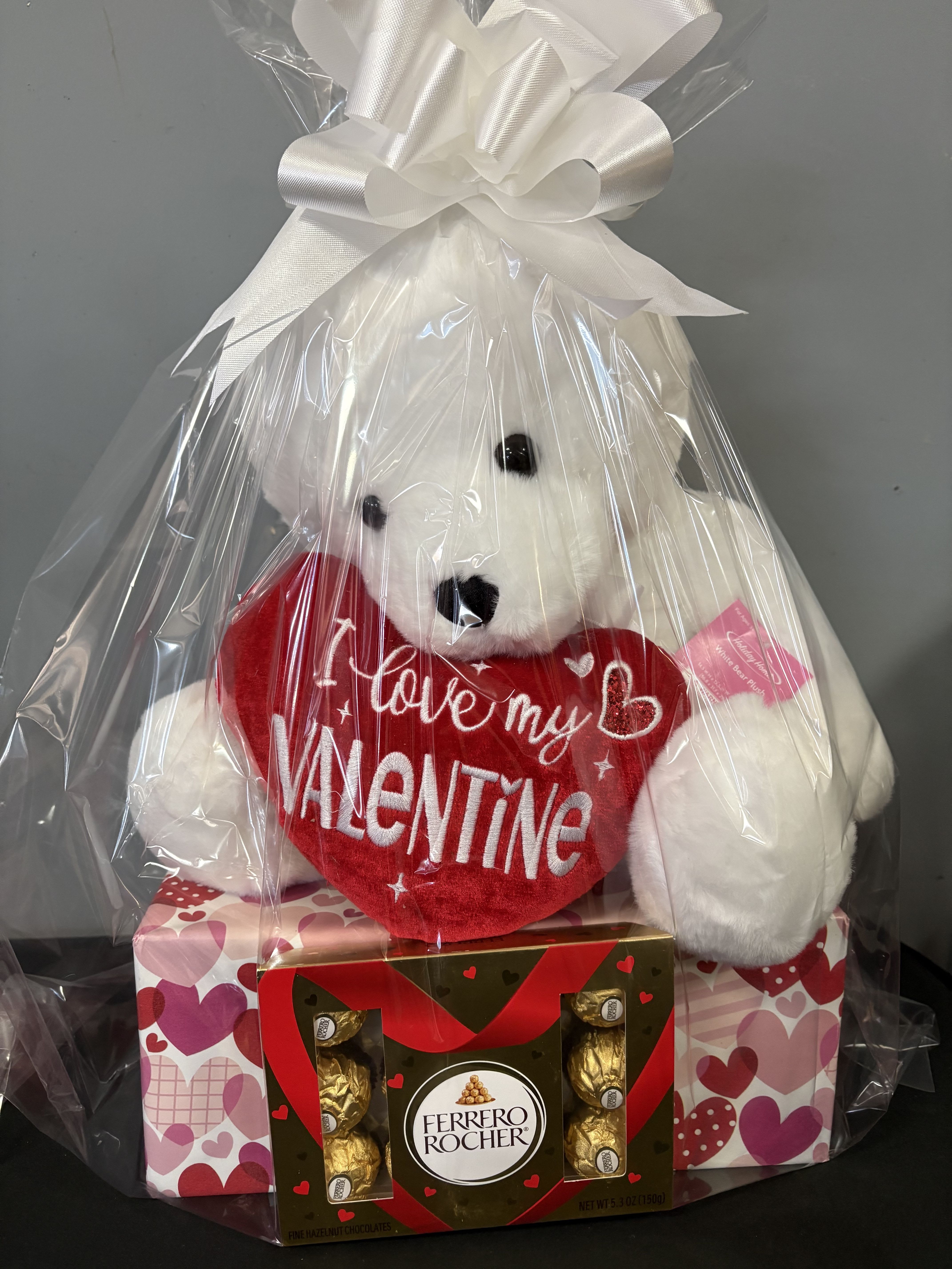 Bear with heart red Bear with heart red - Perfect gift for valentians