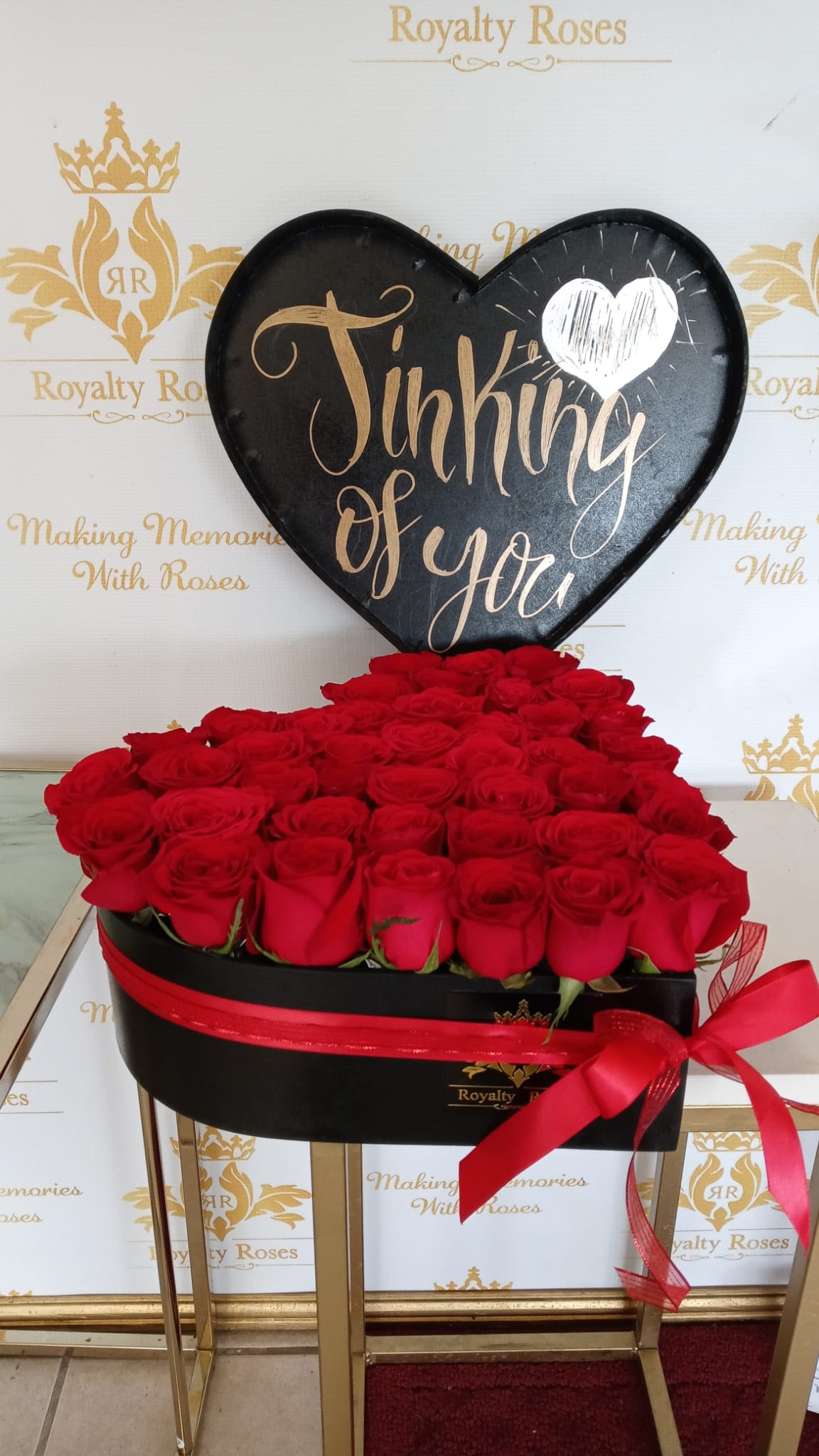 HEART #2 RED ROSES - Red roses in heart shaped box