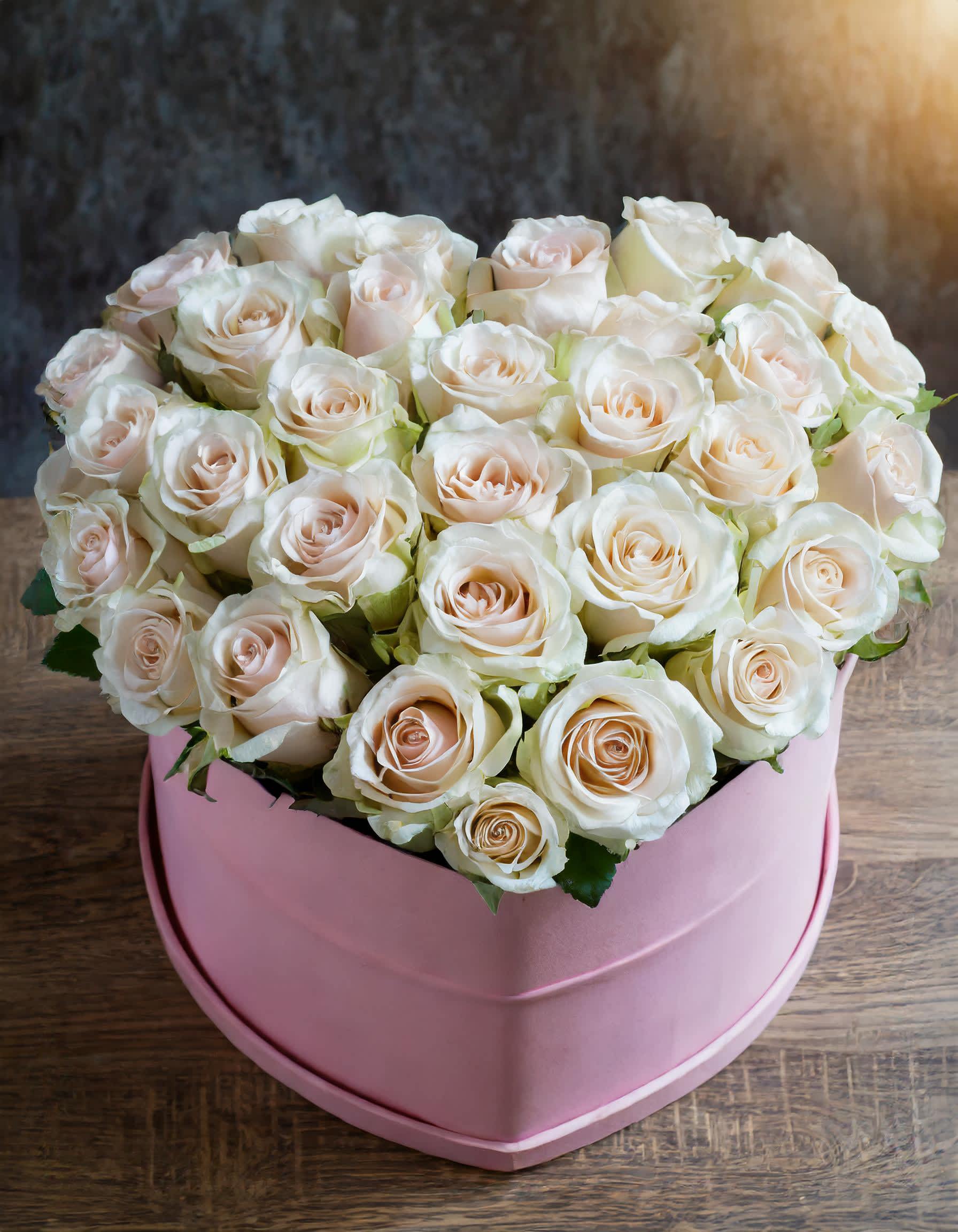 Femme Florale  - Delicate white roses will delight the owner with its snow-white range and the content of such beautiful flowers in hatbox. A charming gift for her.  Recommended for: Love and Romance, I Love You Flowers, Anniversary, Proposal,  Romantic Gift, Birthday, Get Well Soon, Celebrations, Best Wishes, Thank You, Congratulations, Just Because, New Baby, Everyday, Valentine's Day ️ 