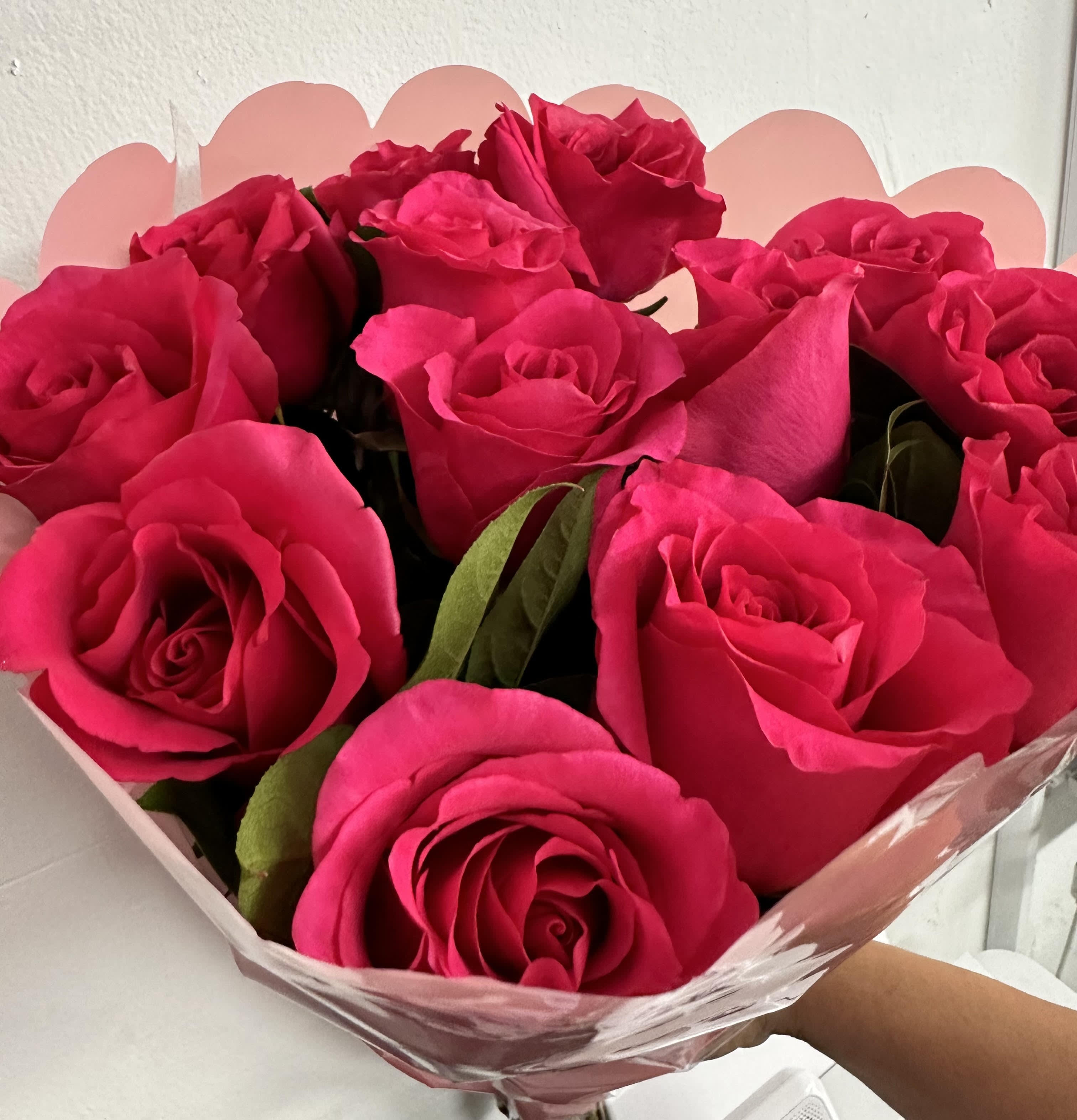 Pretty Pink Pretty Pink - 12 Roses