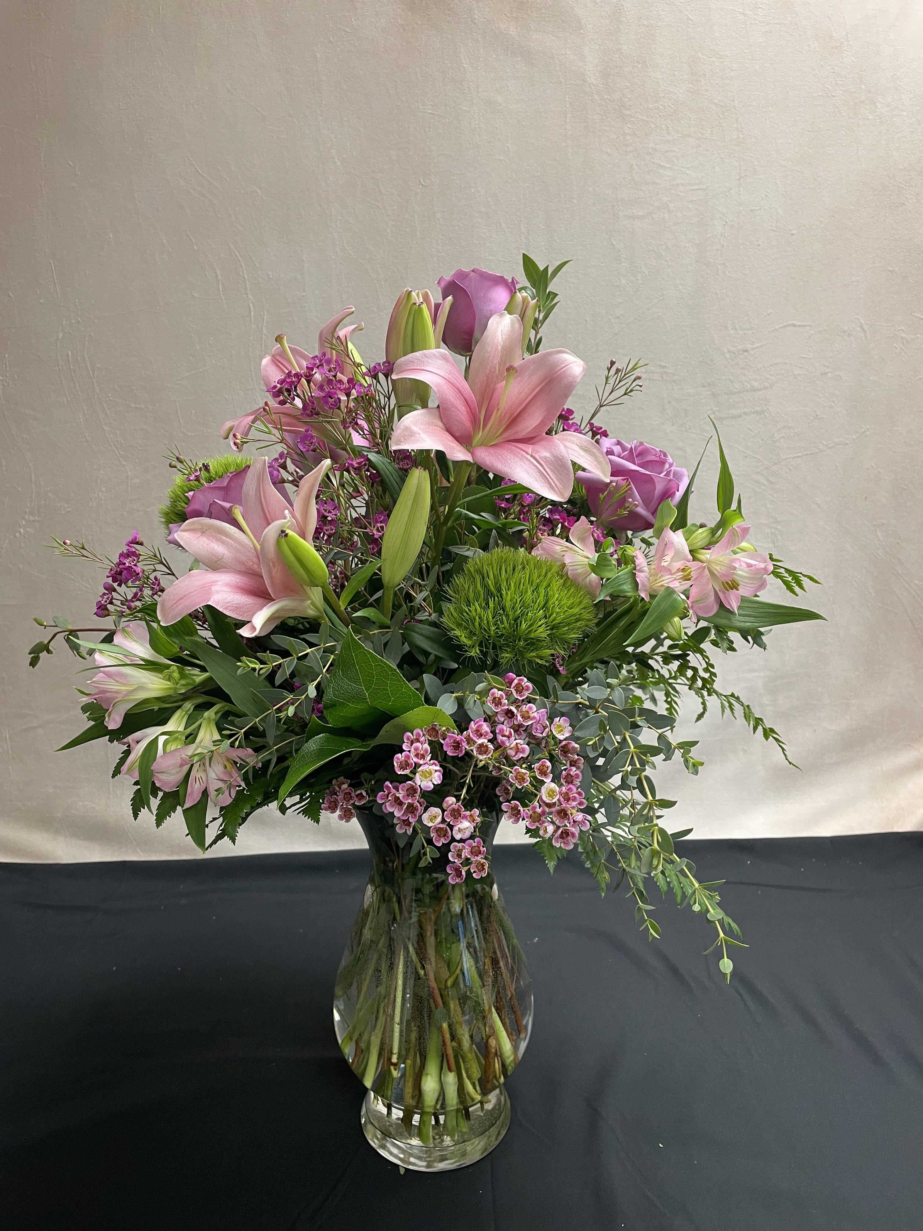 Loving You is &quot;Lily&quot; Easy - Elegant mix of Pink Lily and Purple Roses.
